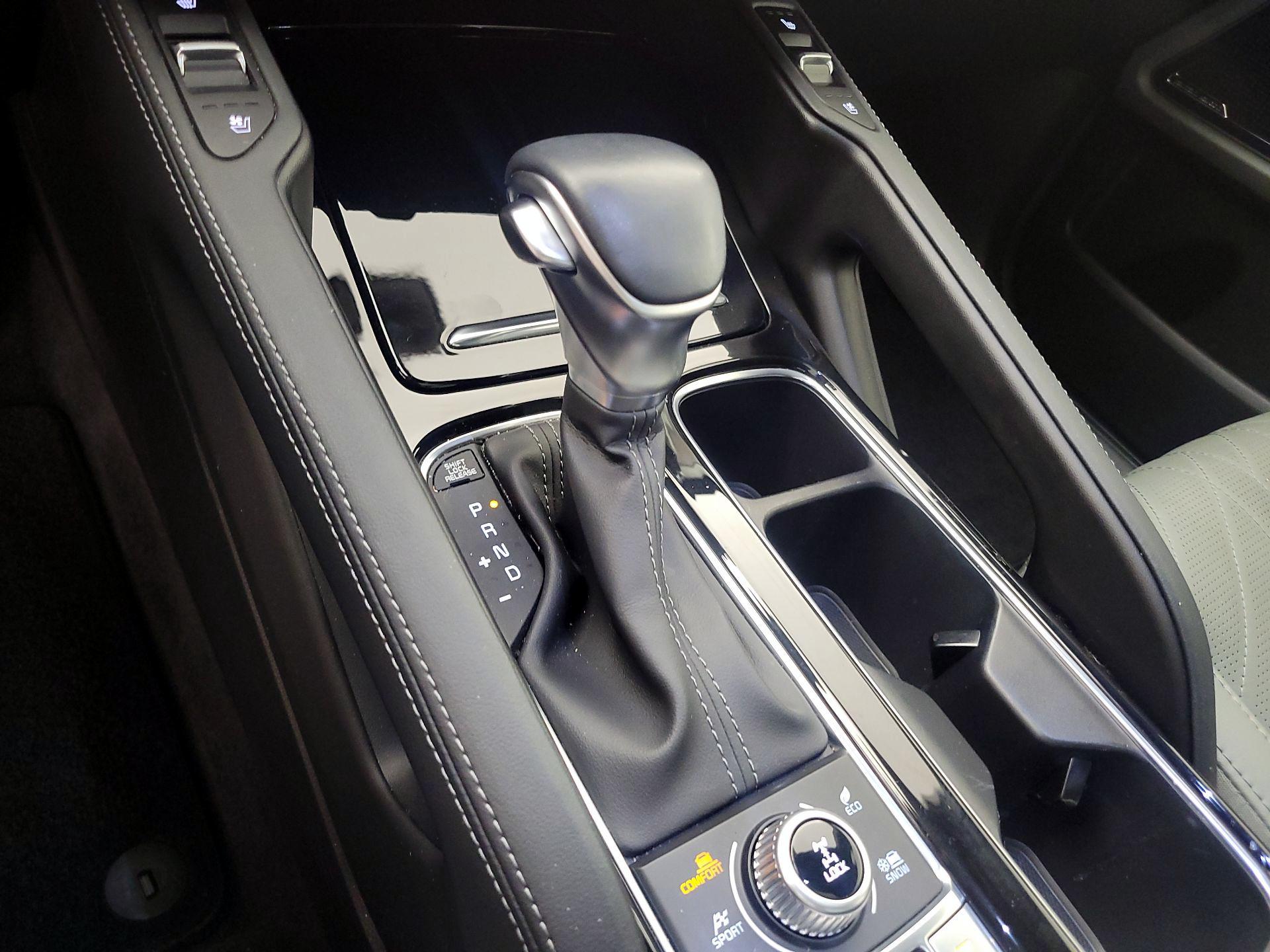 Thumbnail: 2024 Kia Telluride - 18