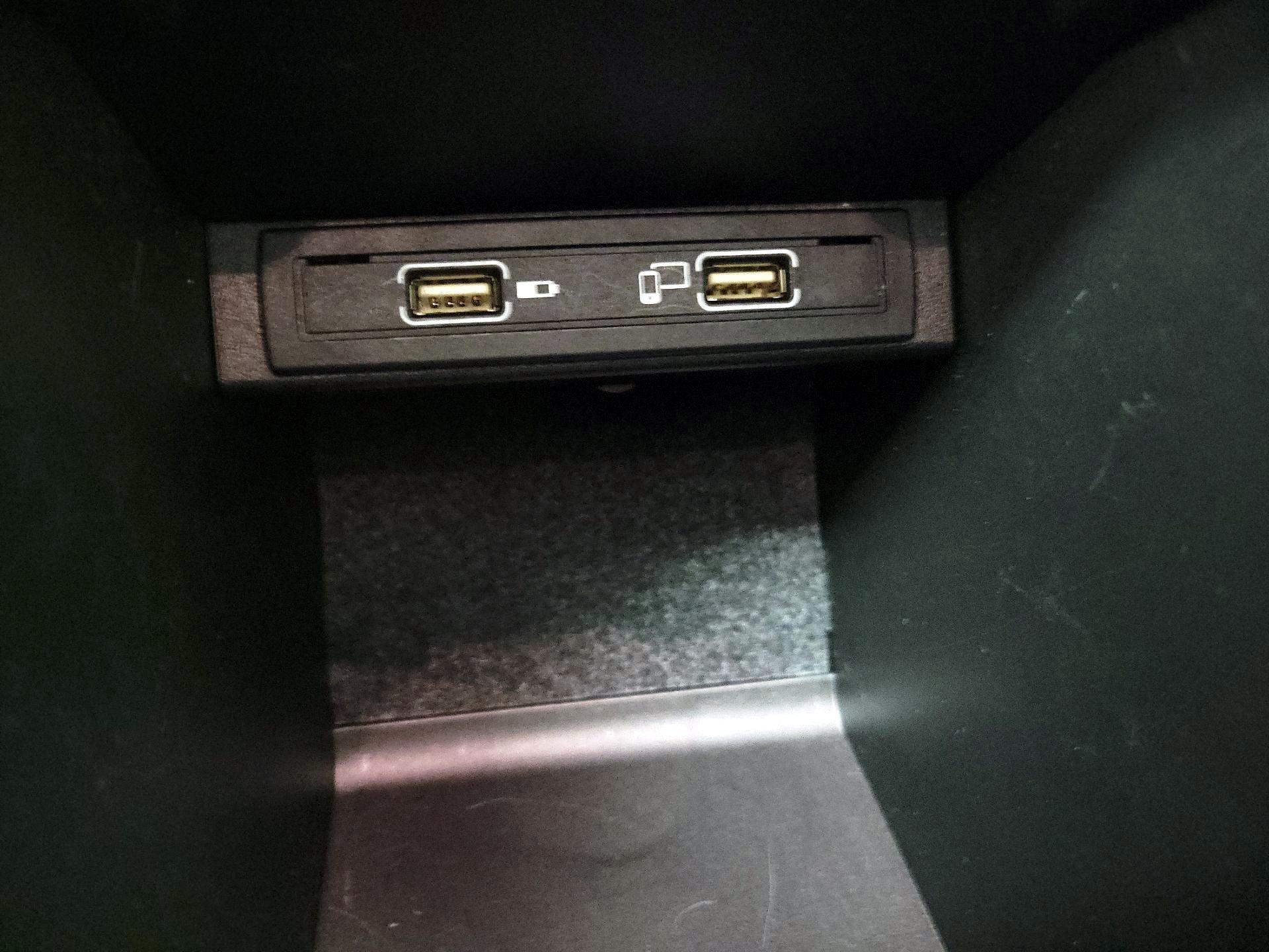 Thumbnail: 2017 Mercedes-Benz GLA - 19