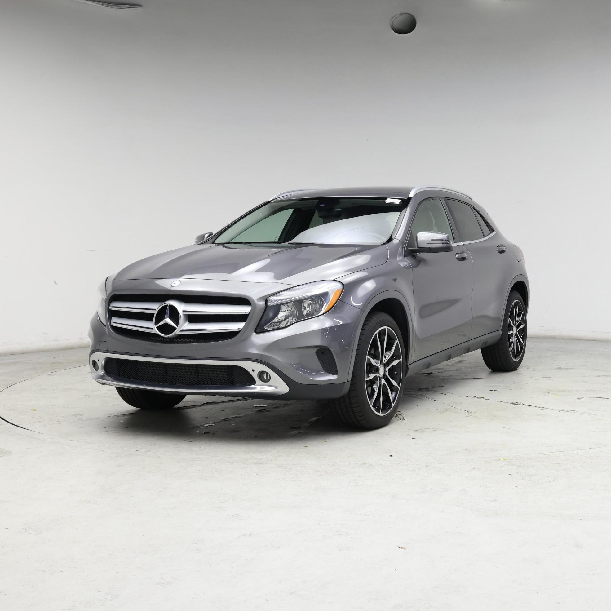Thumbnail: 2017 Mercedes-Benz GLA - 4