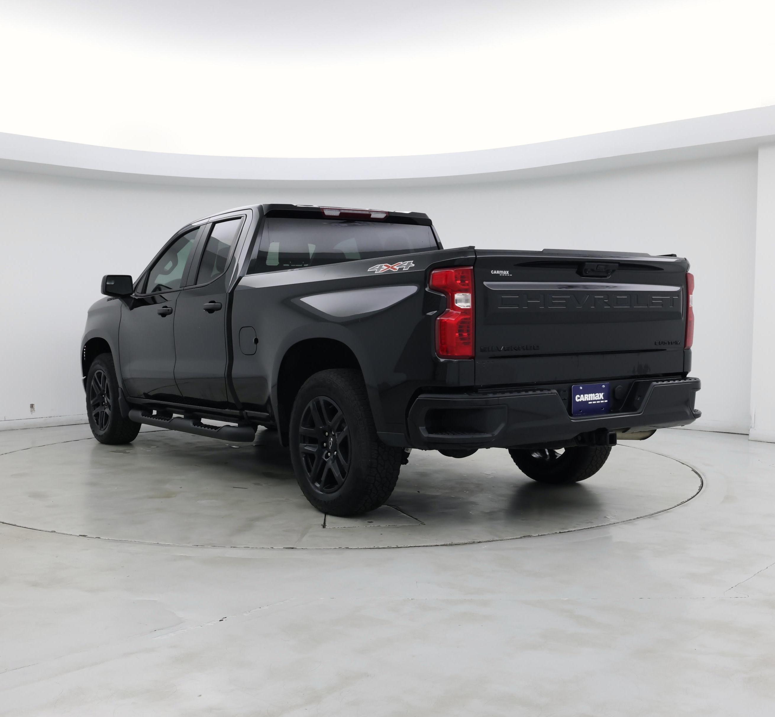 Thumbnail: 2024 Chevrolet Silverado 1500 - 2