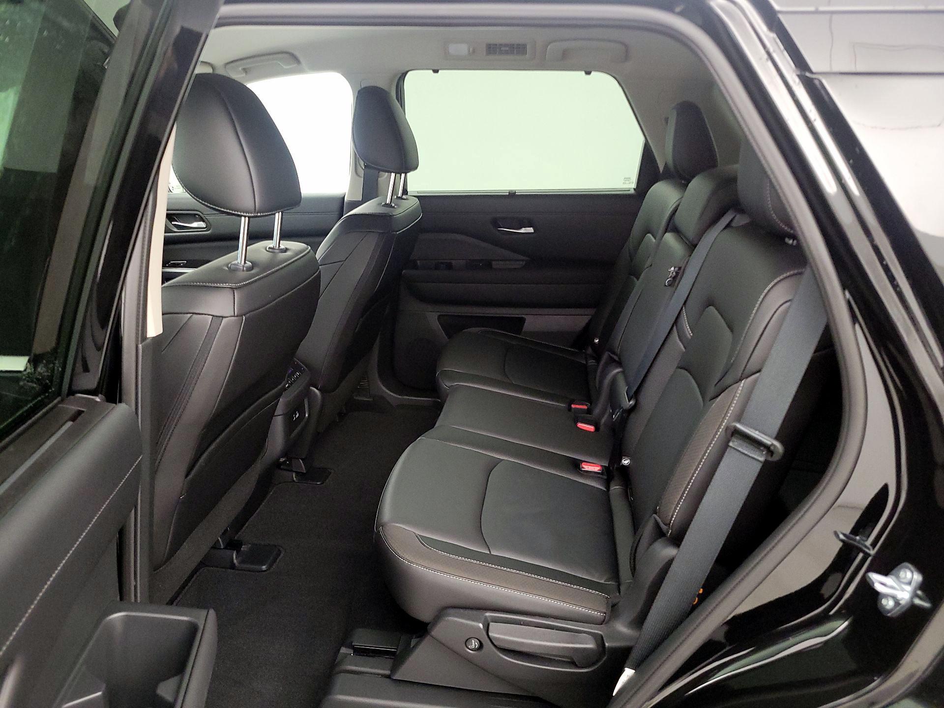 Thumbnail: 2025 Nissan Pathfinder - 20