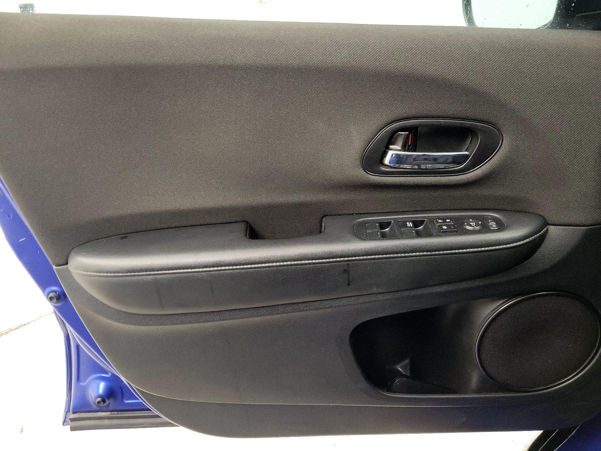 Thumbnail: 2019 Honda HR-V - 12