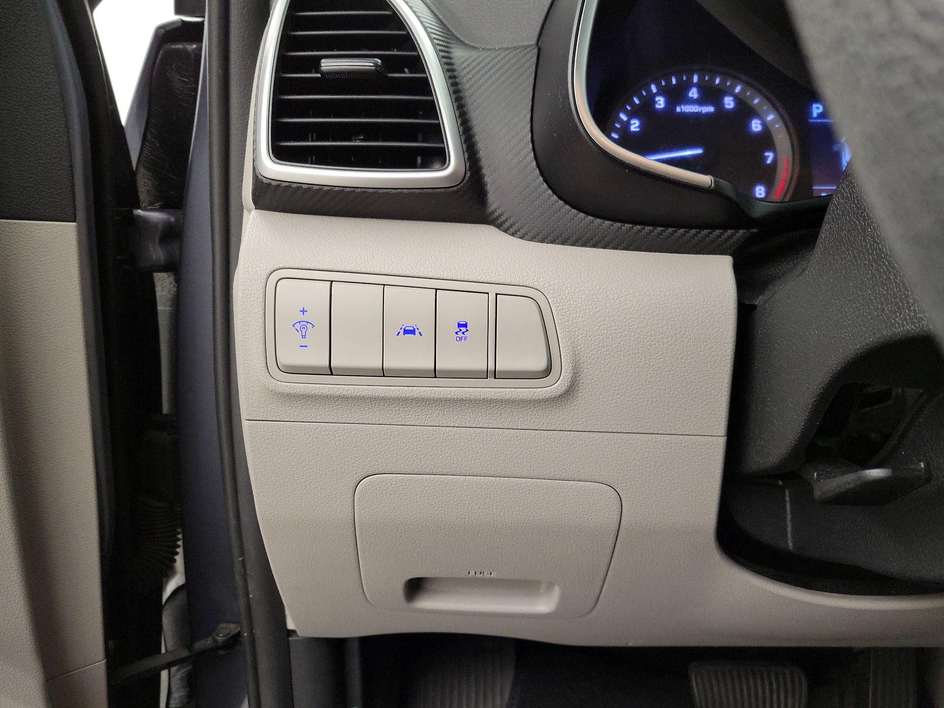 Thumbnail: 2019 Hyundai Tucson - 13