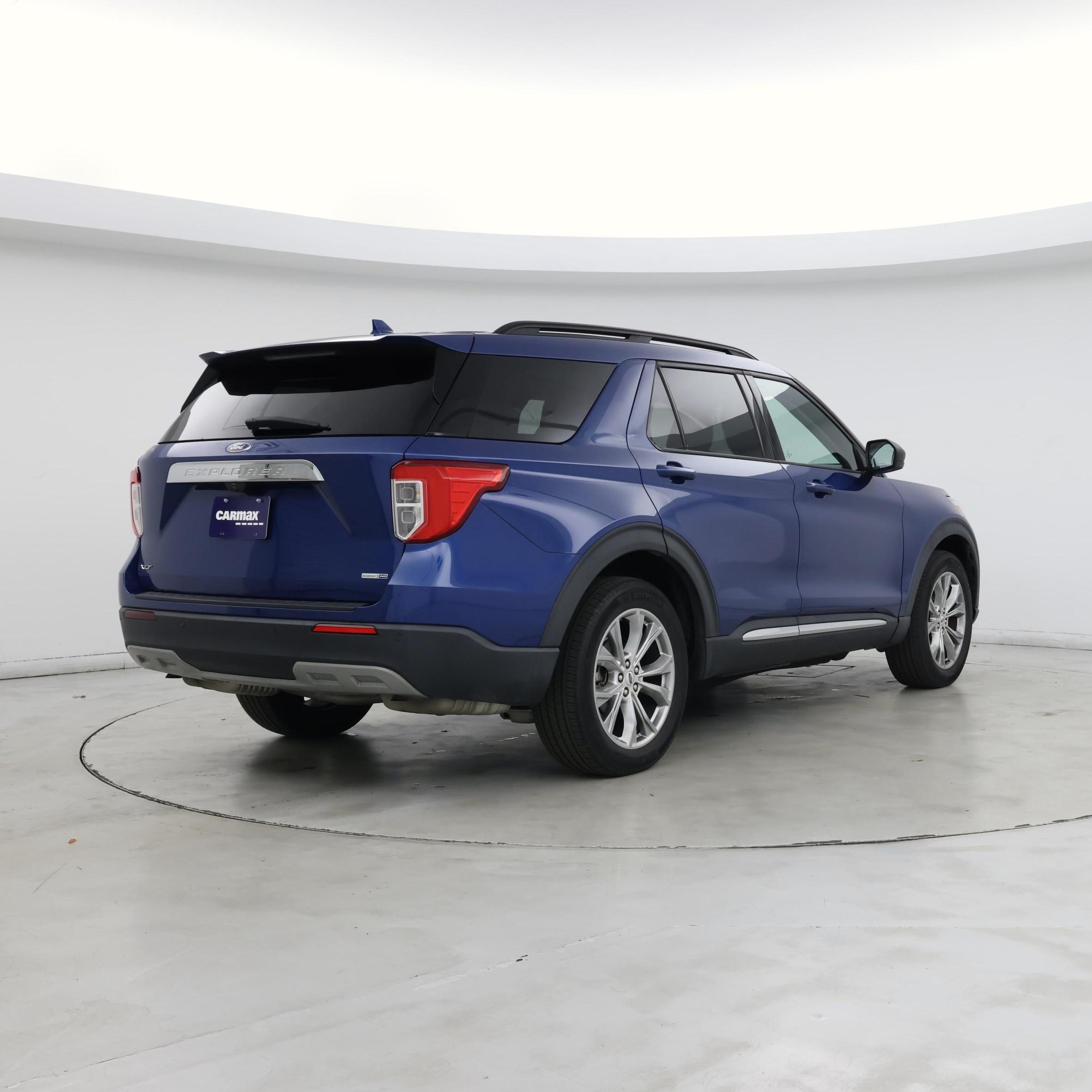 Thumbnail: 2020 Ford Explorer - 8