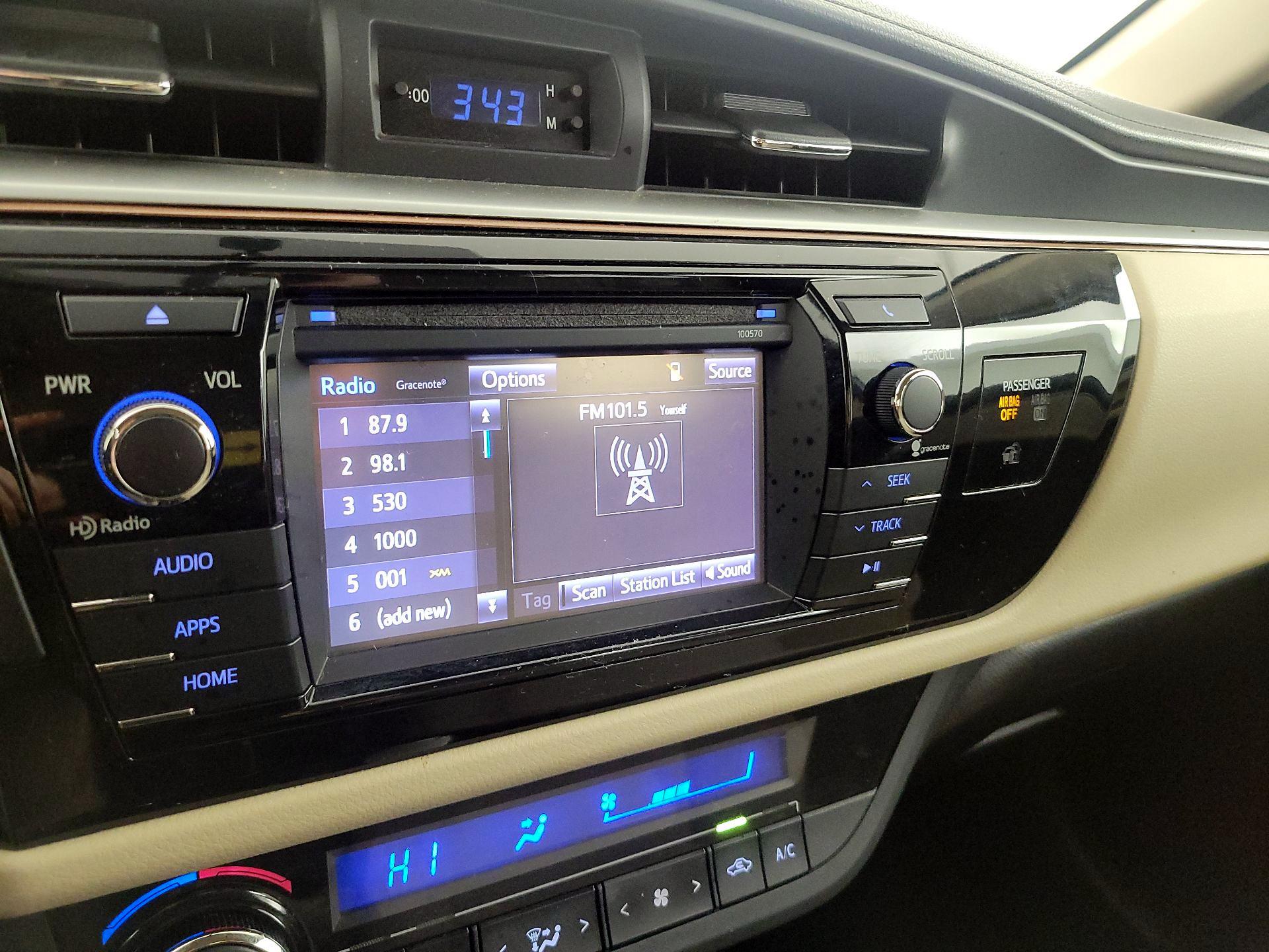 Thumbnail: 2016 Toyota Corolla - 15