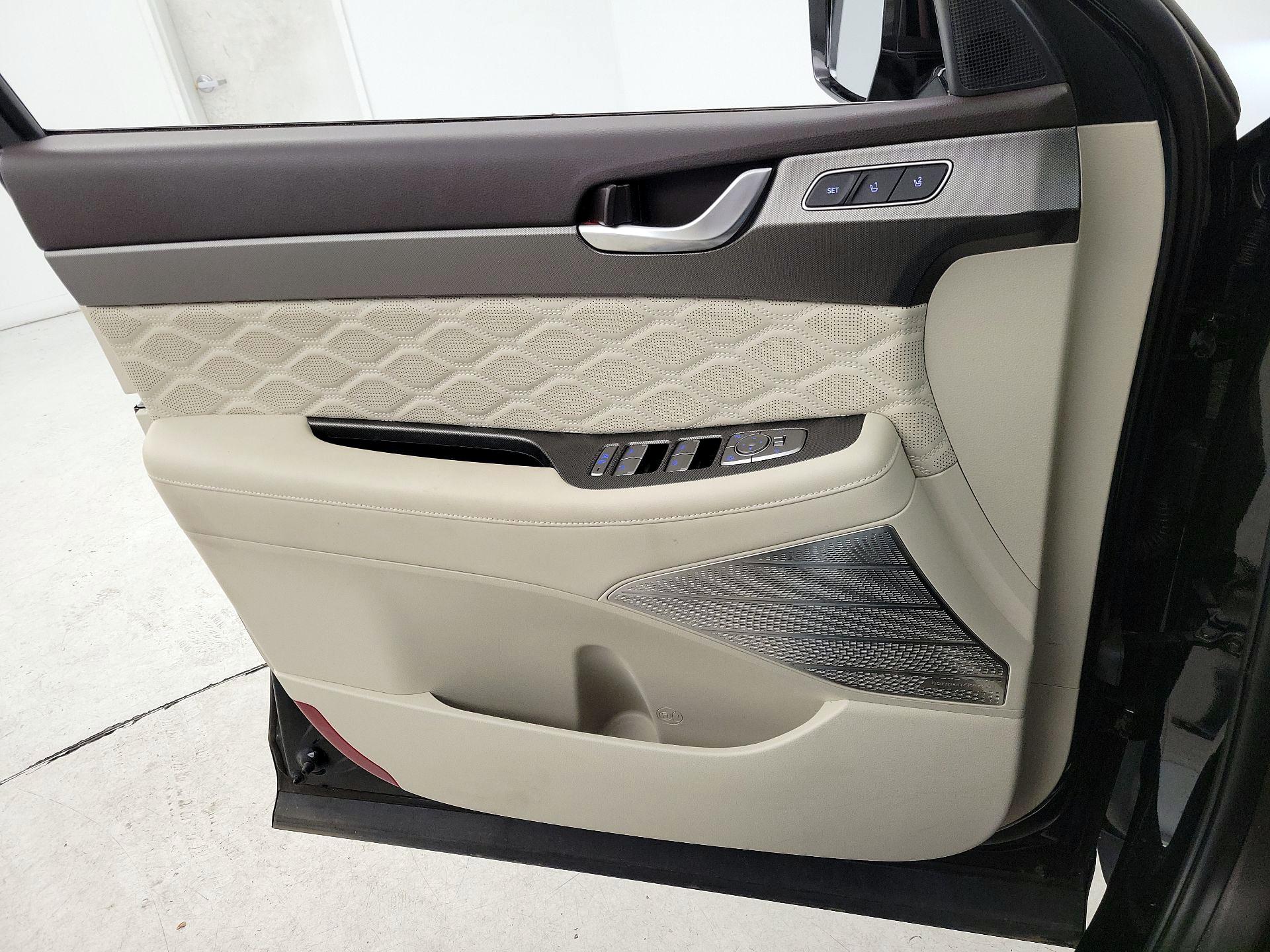 Thumbnail: 2020 Hyundai Palisade - 12