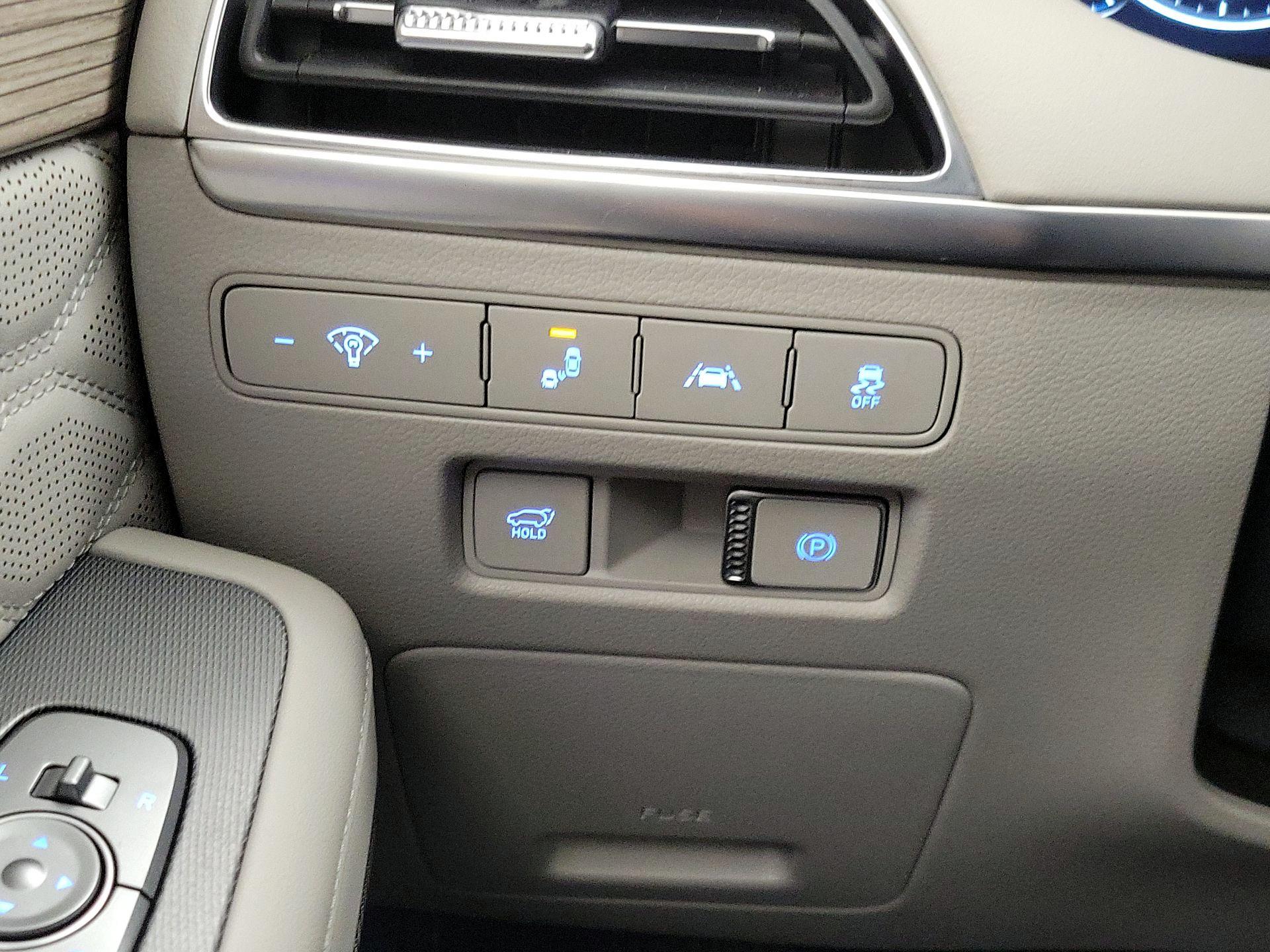 Thumbnail: 2021 Hyundai Palisade - 13