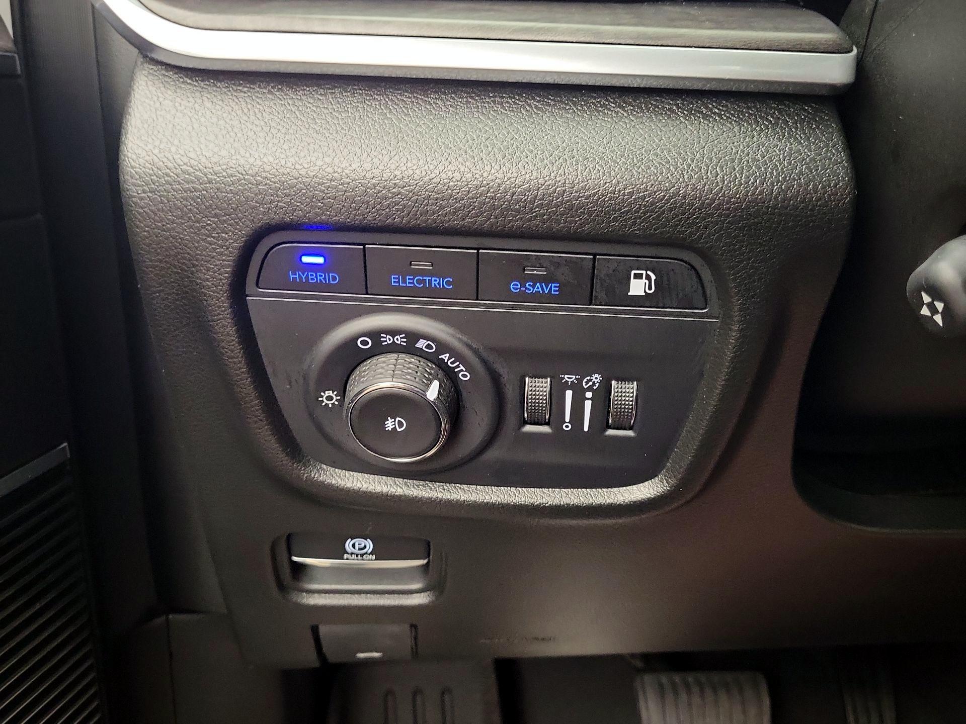 Thumbnail: 2023 Jeep Grand Cherokee - 13