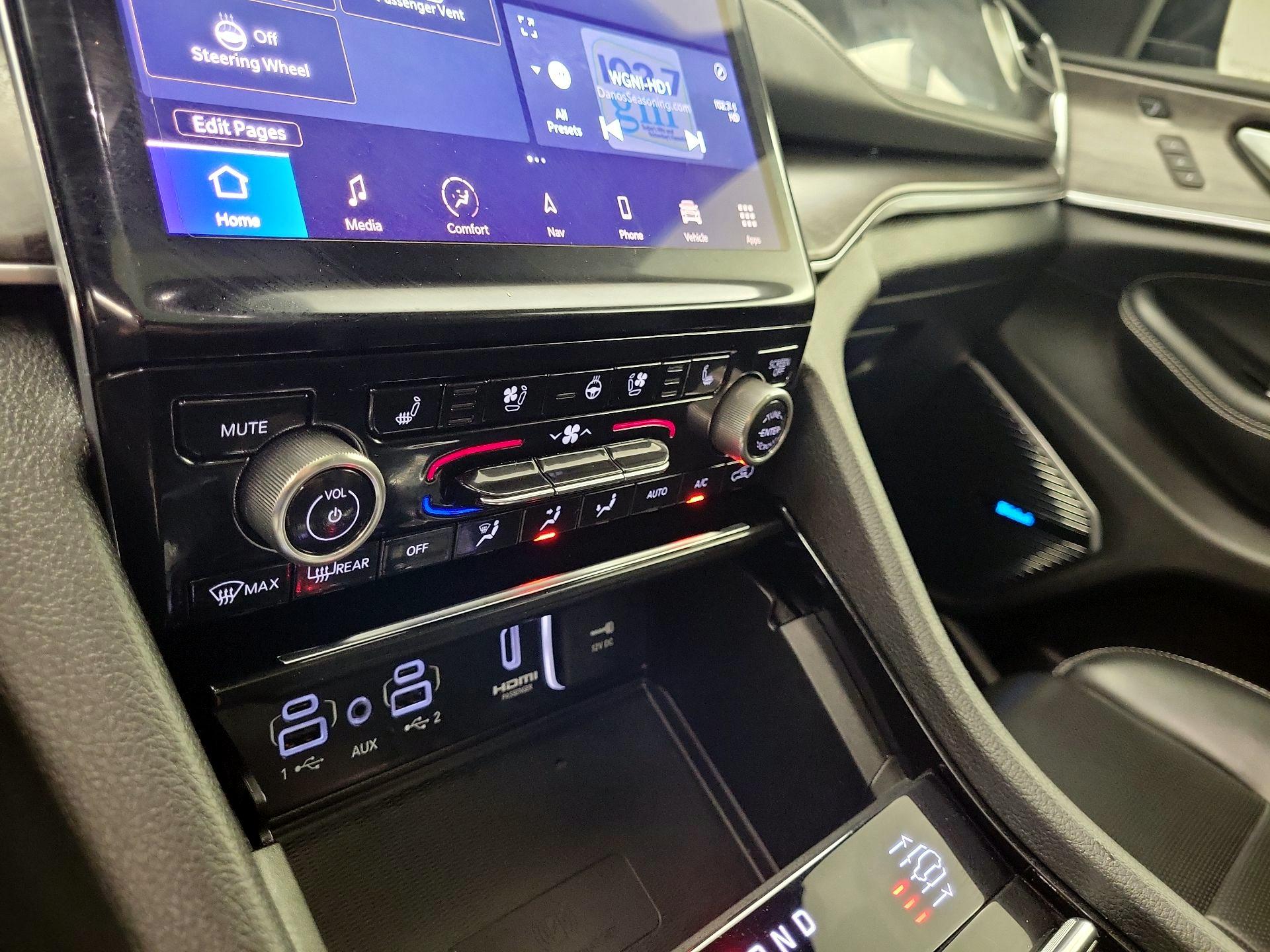 Thumbnail: 2023 Jeep Grand Cherokee - 17