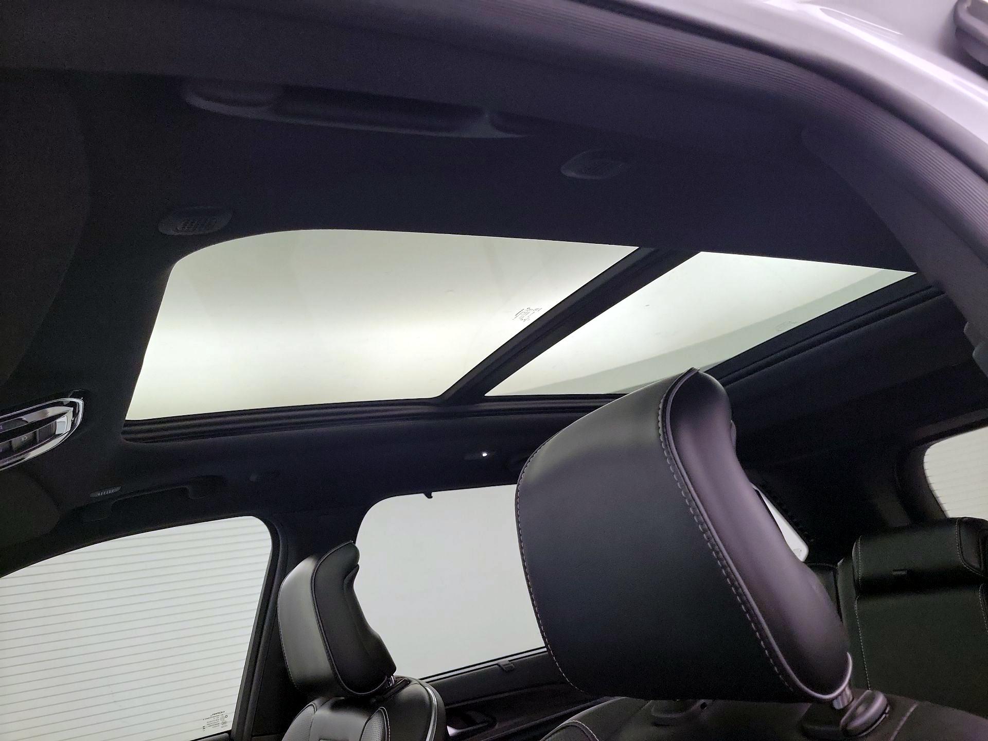 Thumbnail: 2023 Jeep Grand Cherokee - 20