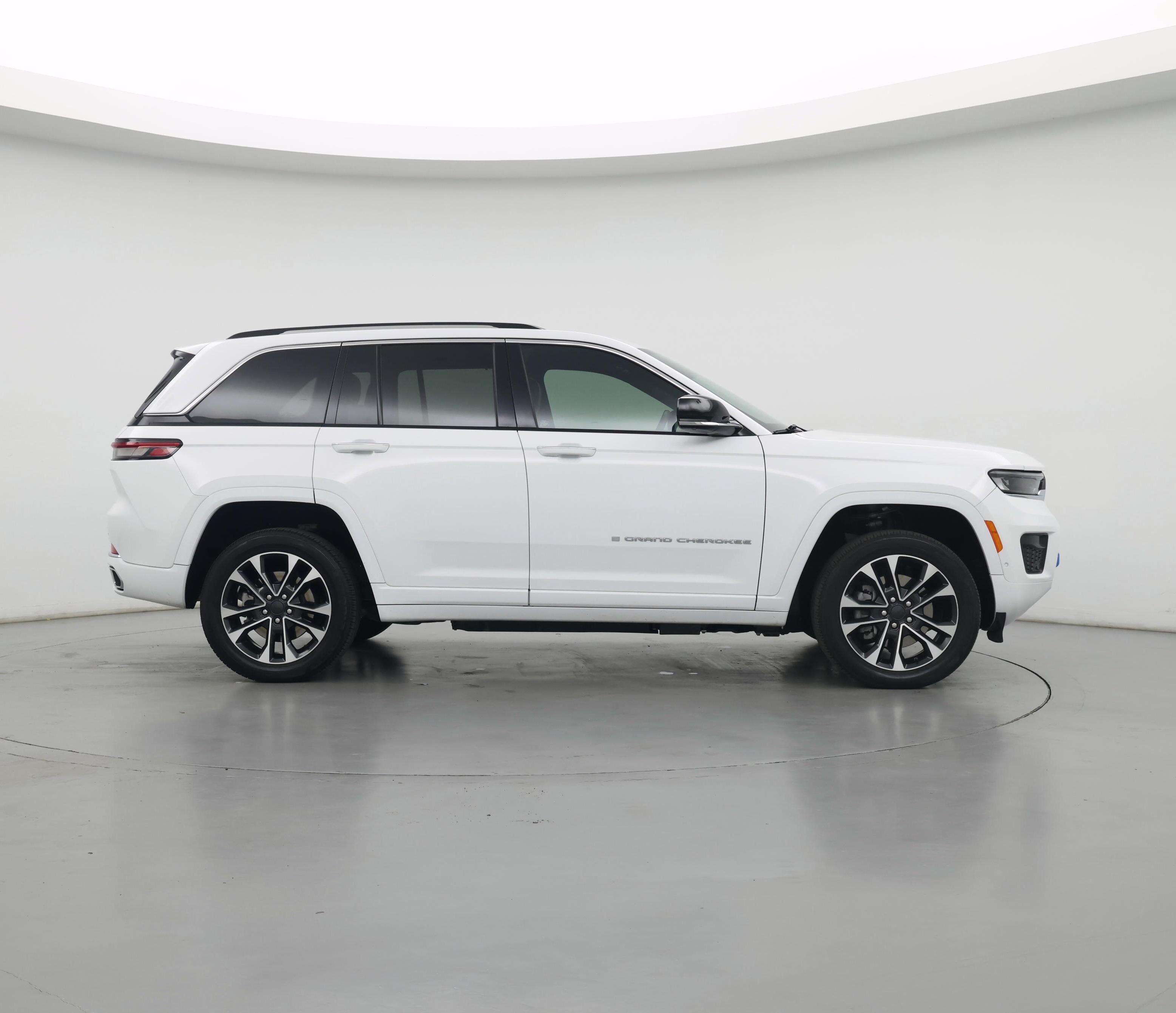 Thumbnail: 2023 Jeep Grand Cherokee - 7