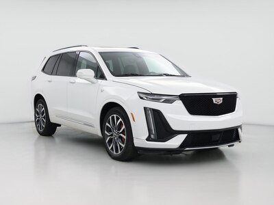 White 2022 Cadillac XT6 Sport