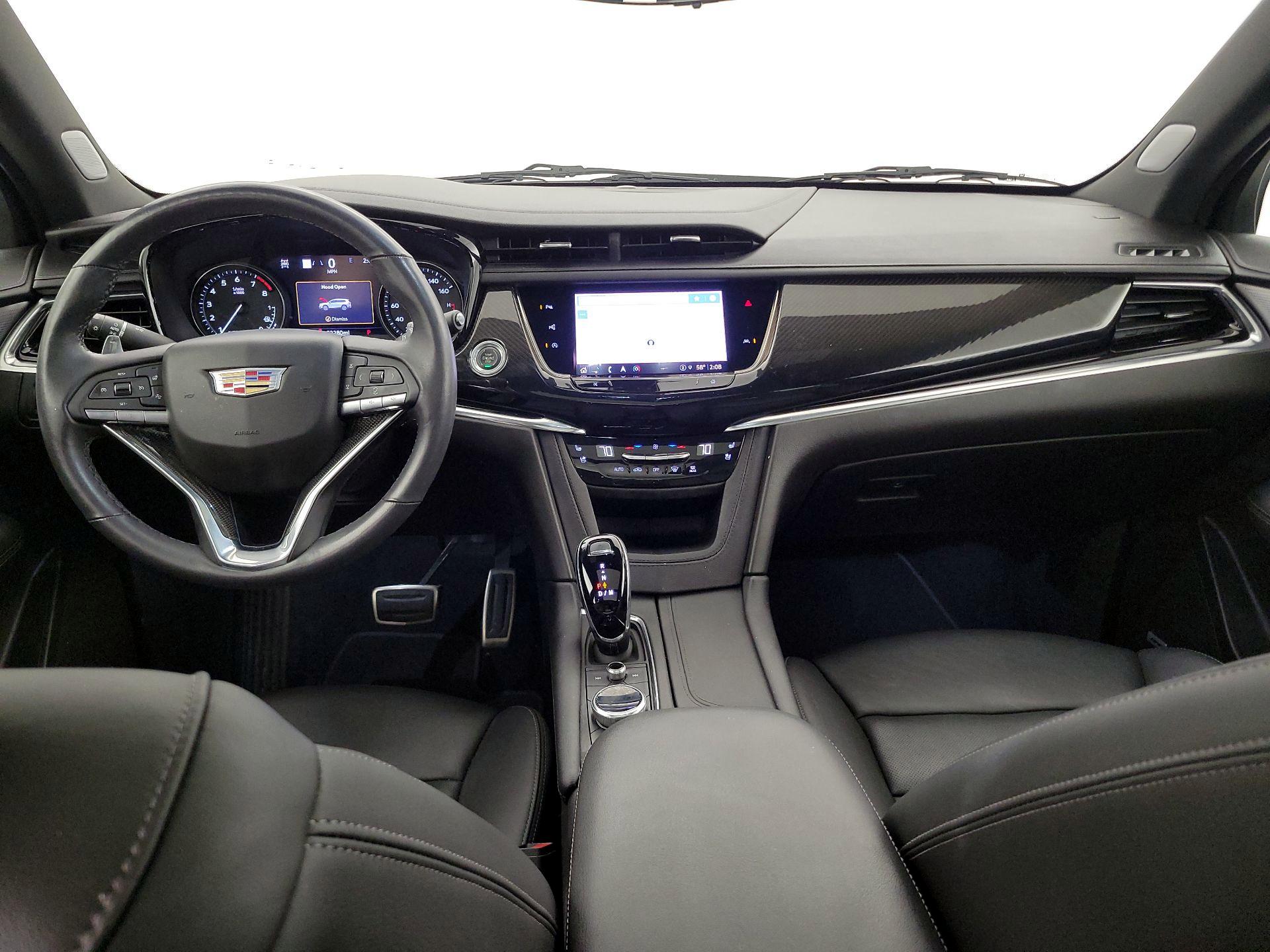 Thumbnail: 2022 Cadillac XT6 - 9