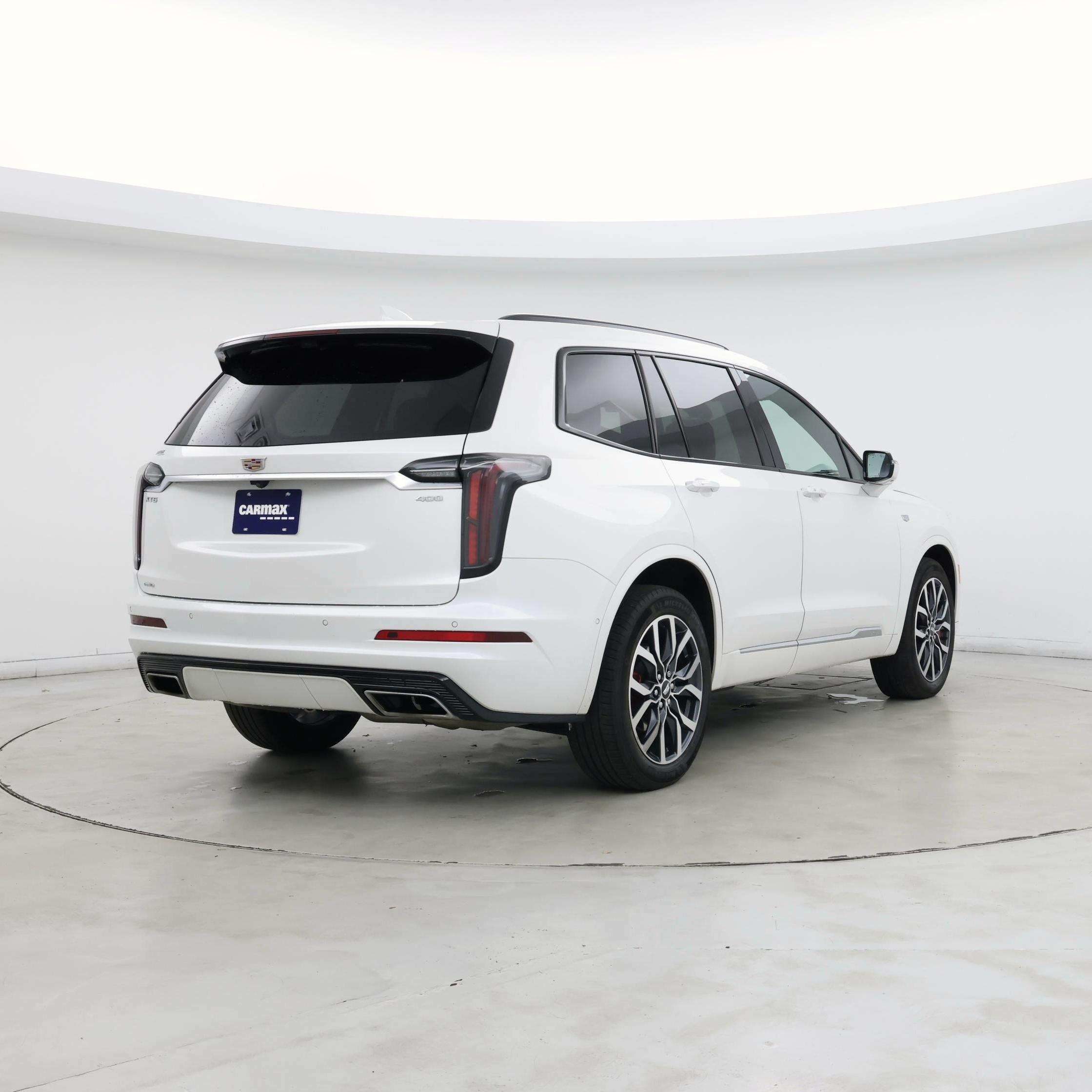 Thumbnail: 2022 Cadillac XT6 - 8