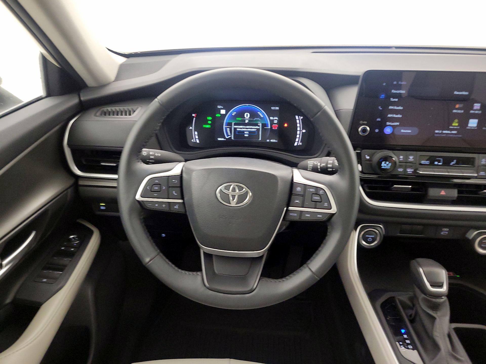 Thumbnail: 2024 Toyota Highlander - 10