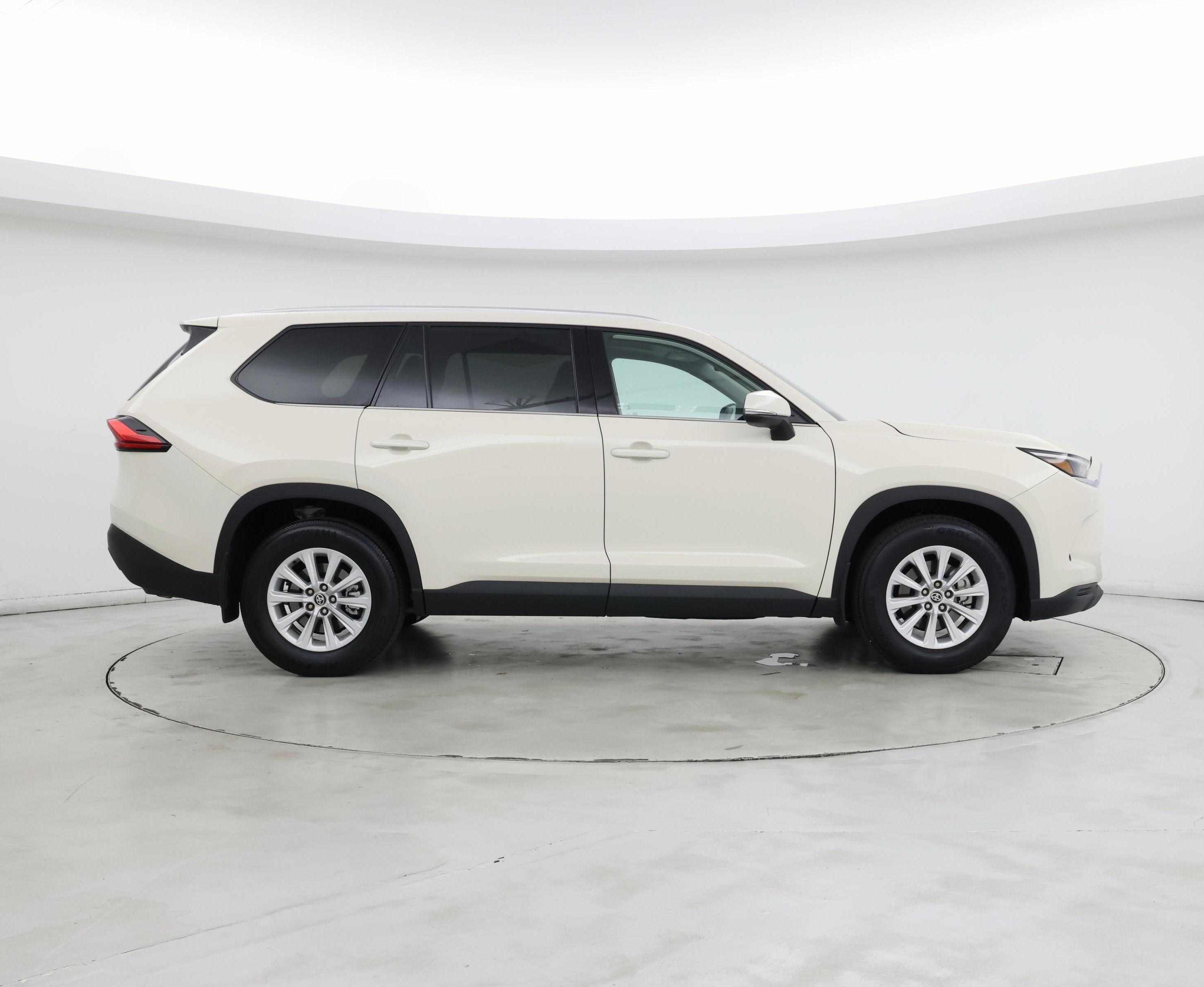 Thumbnail: 2024 Toyota Highlander - 7