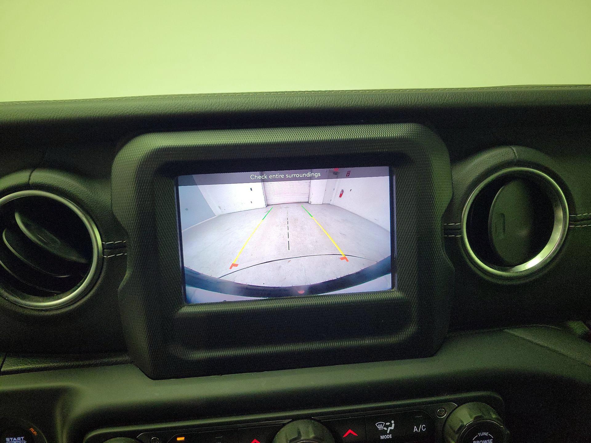 Thumbnail: 2021 Jeep Wrangler - 14