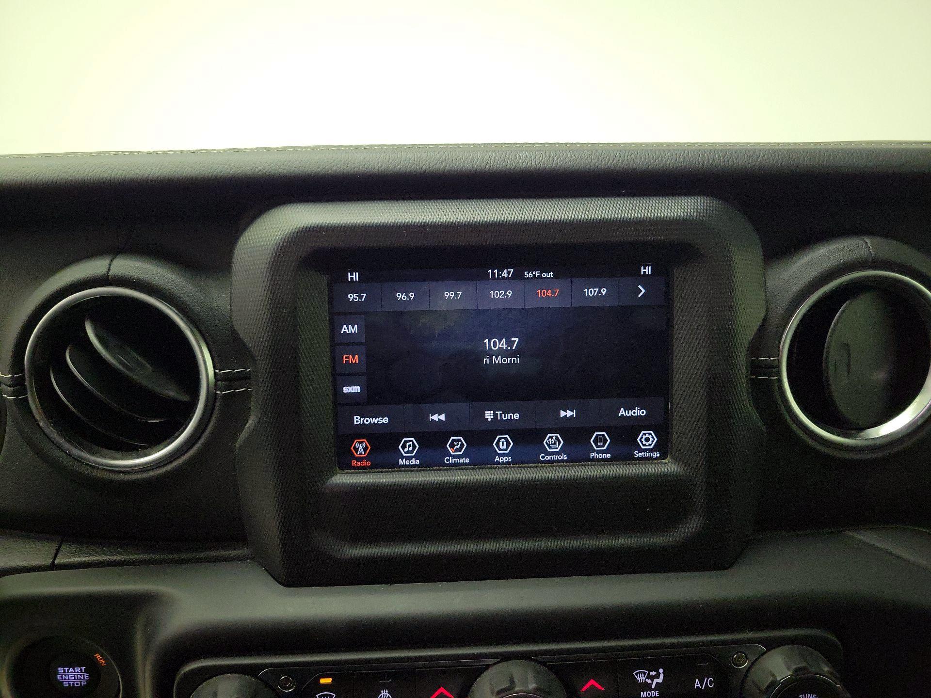 Thumbnail: 2021 Jeep Wrangler - 15