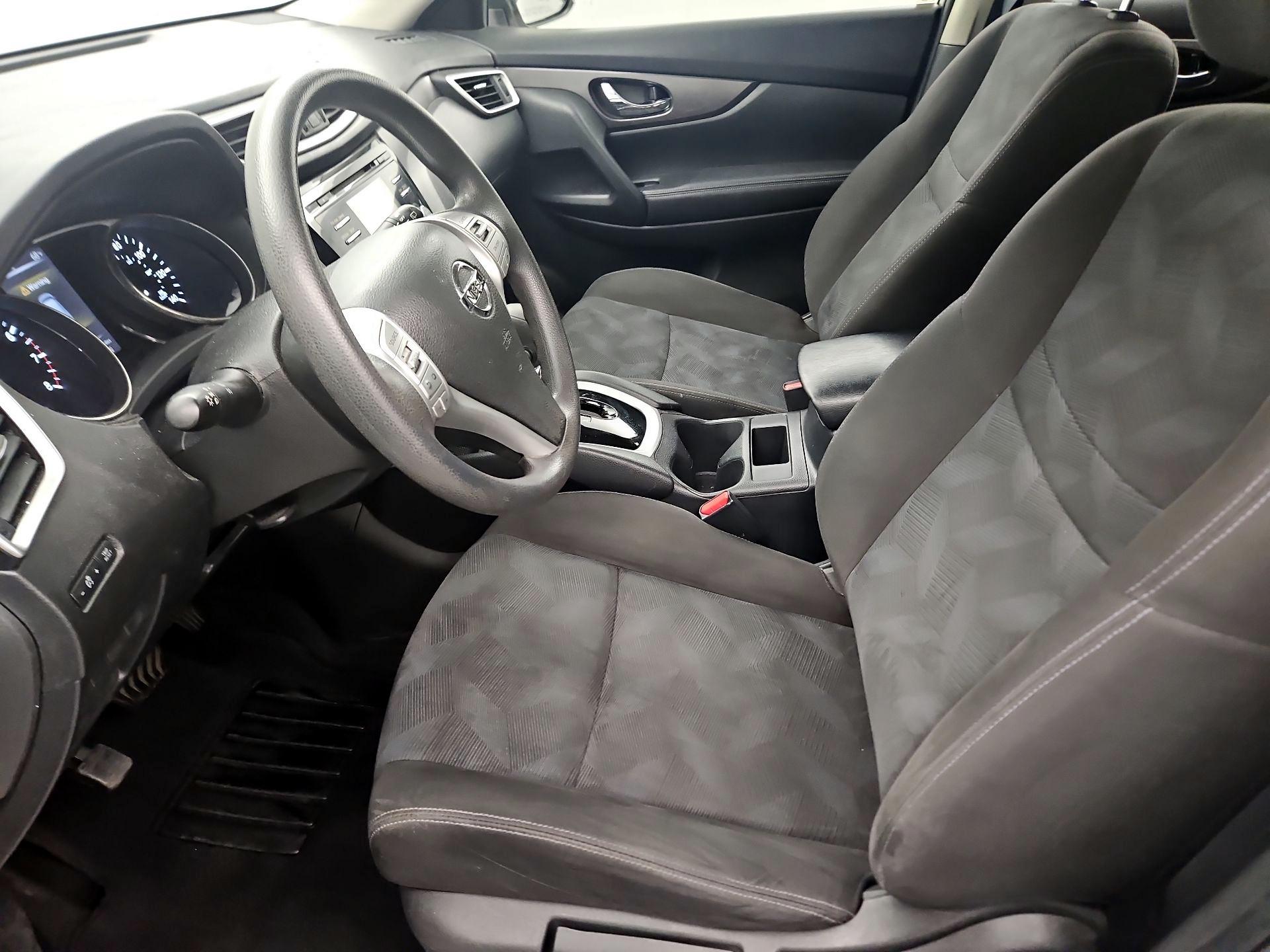 Thumbnail: 2015 Nissan Rogue - 11