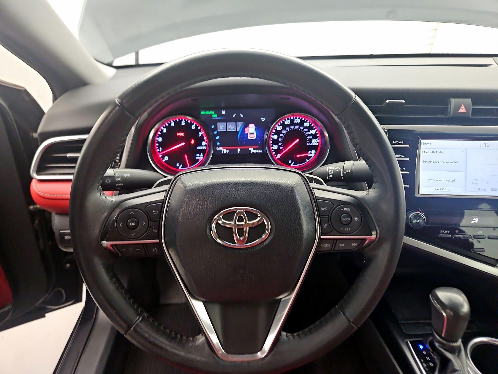 Thumbnail: 2018 Toyota Camry - 10