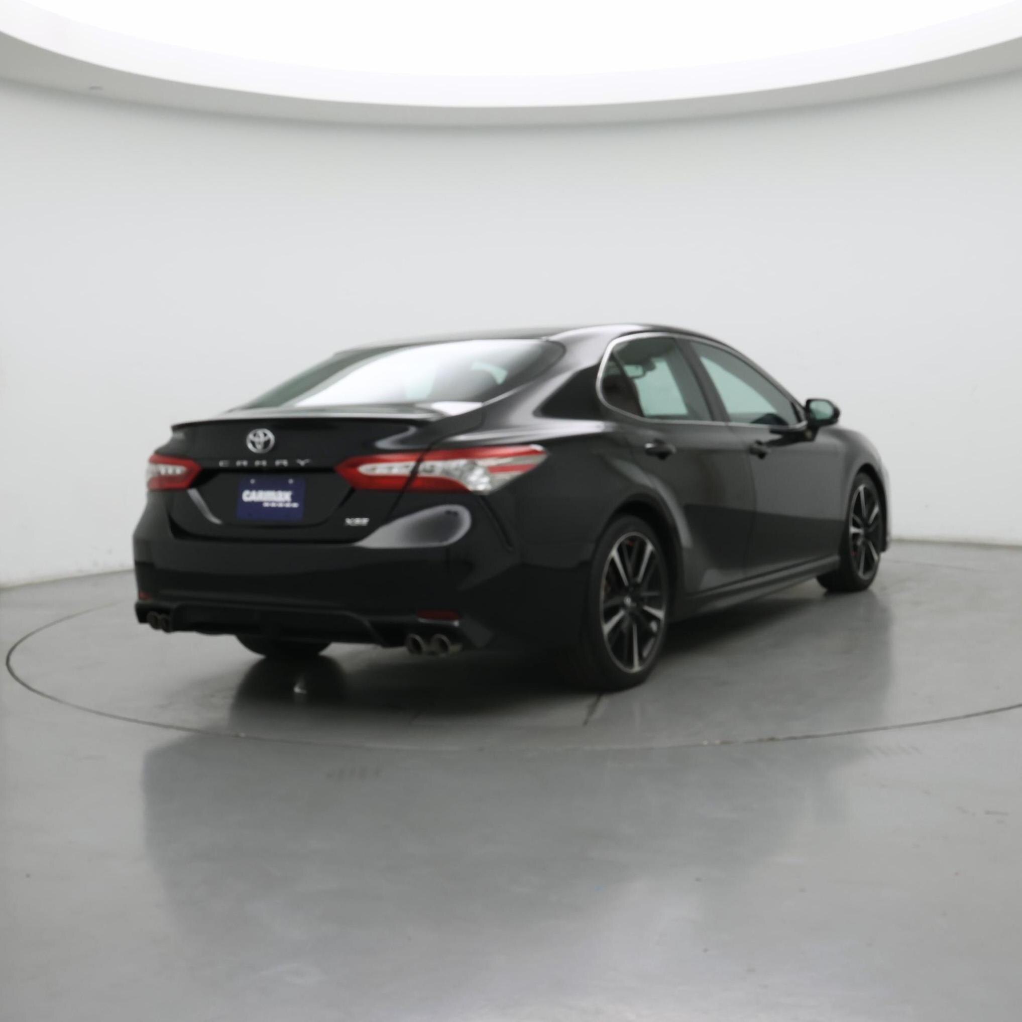 Thumbnail: 2018 Toyota Camry - 8