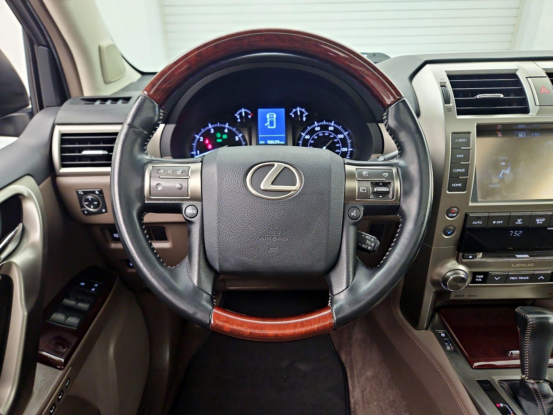 Thumbnail: 2015 Lexus GX - 10