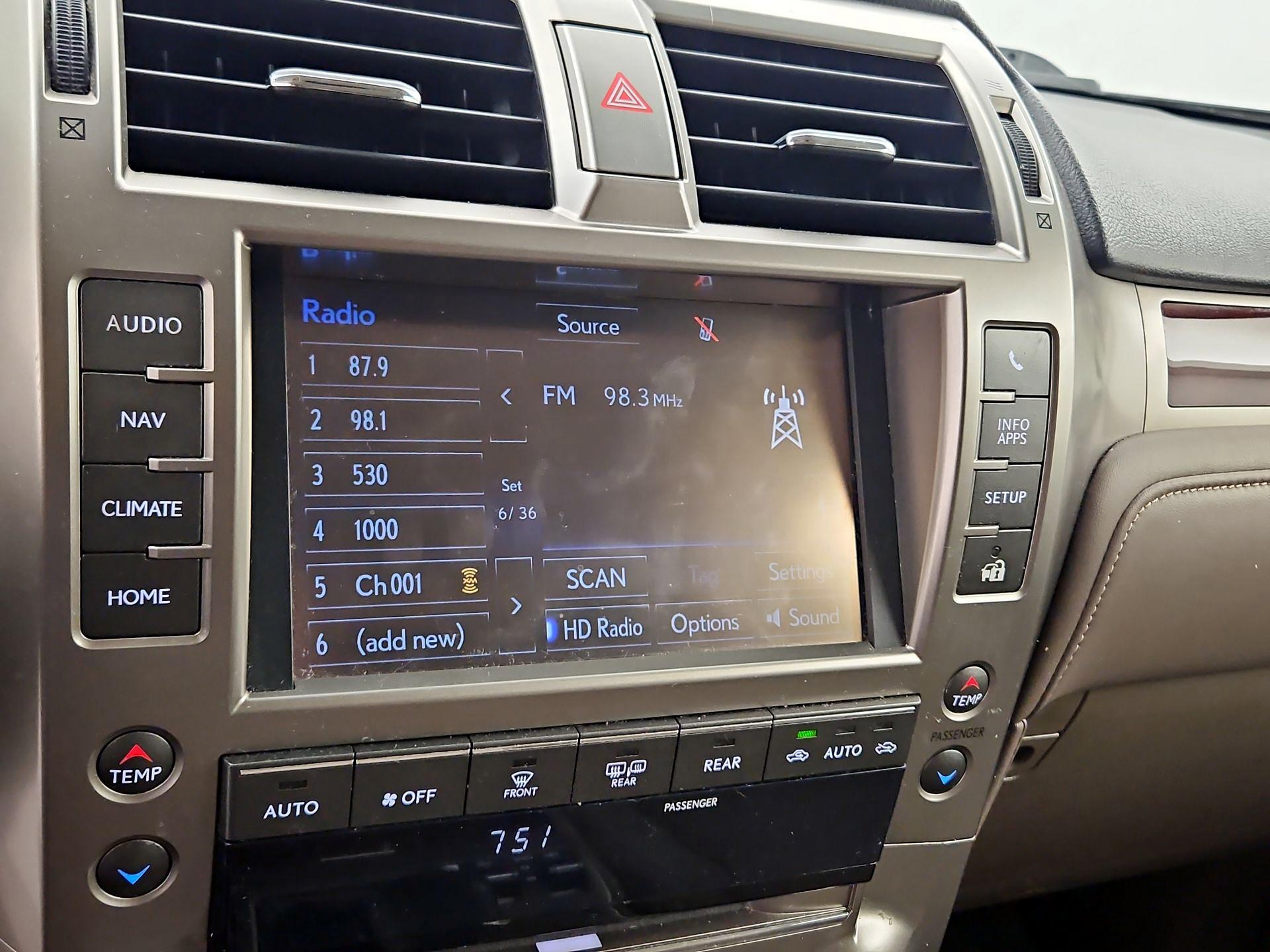 Thumbnail: 2015 Lexus GX - 16