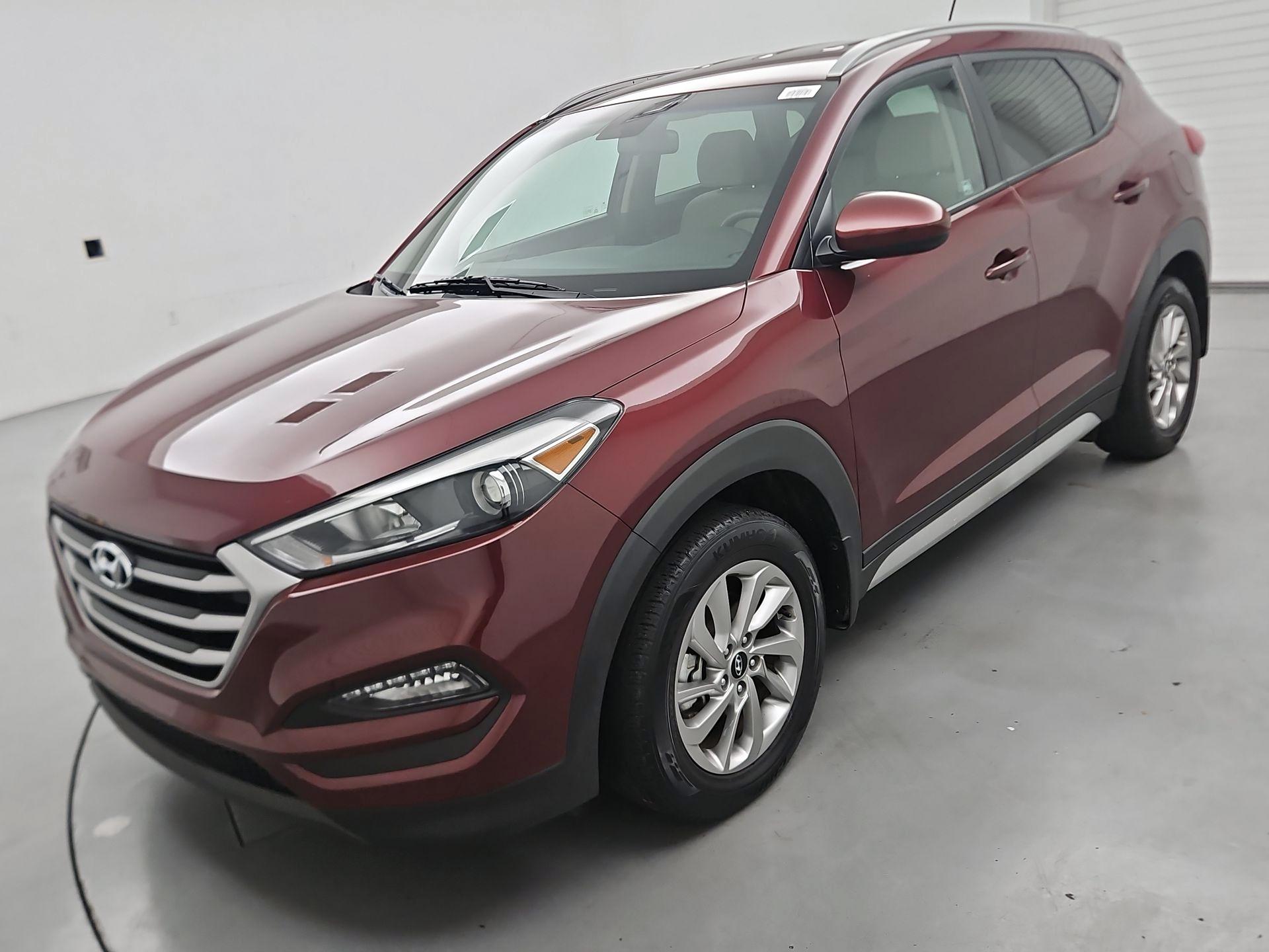 Thumbnail: 2017 Hyundai Tucson - 3