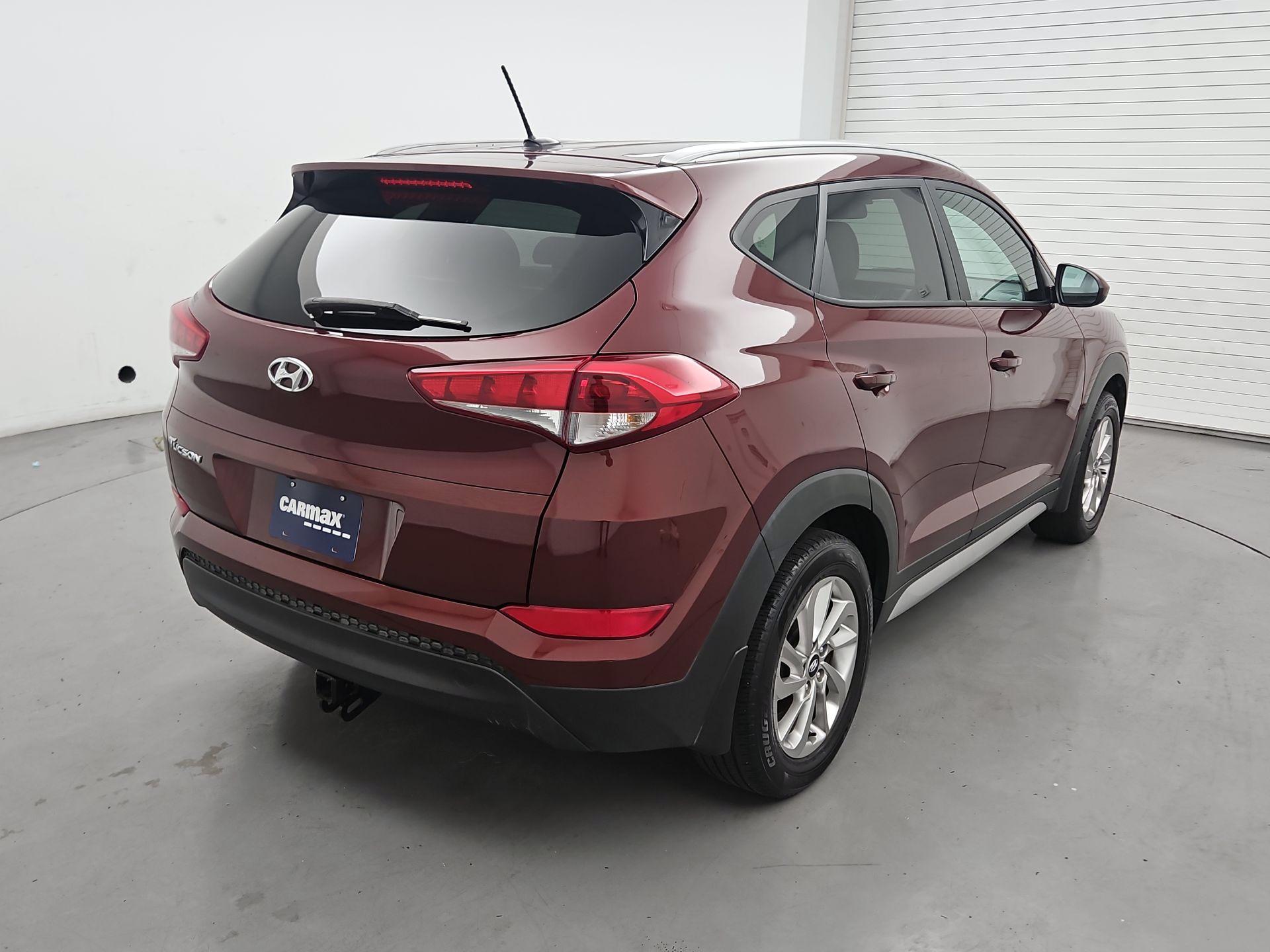 Thumbnail: 2017 Hyundai Tucson - 5