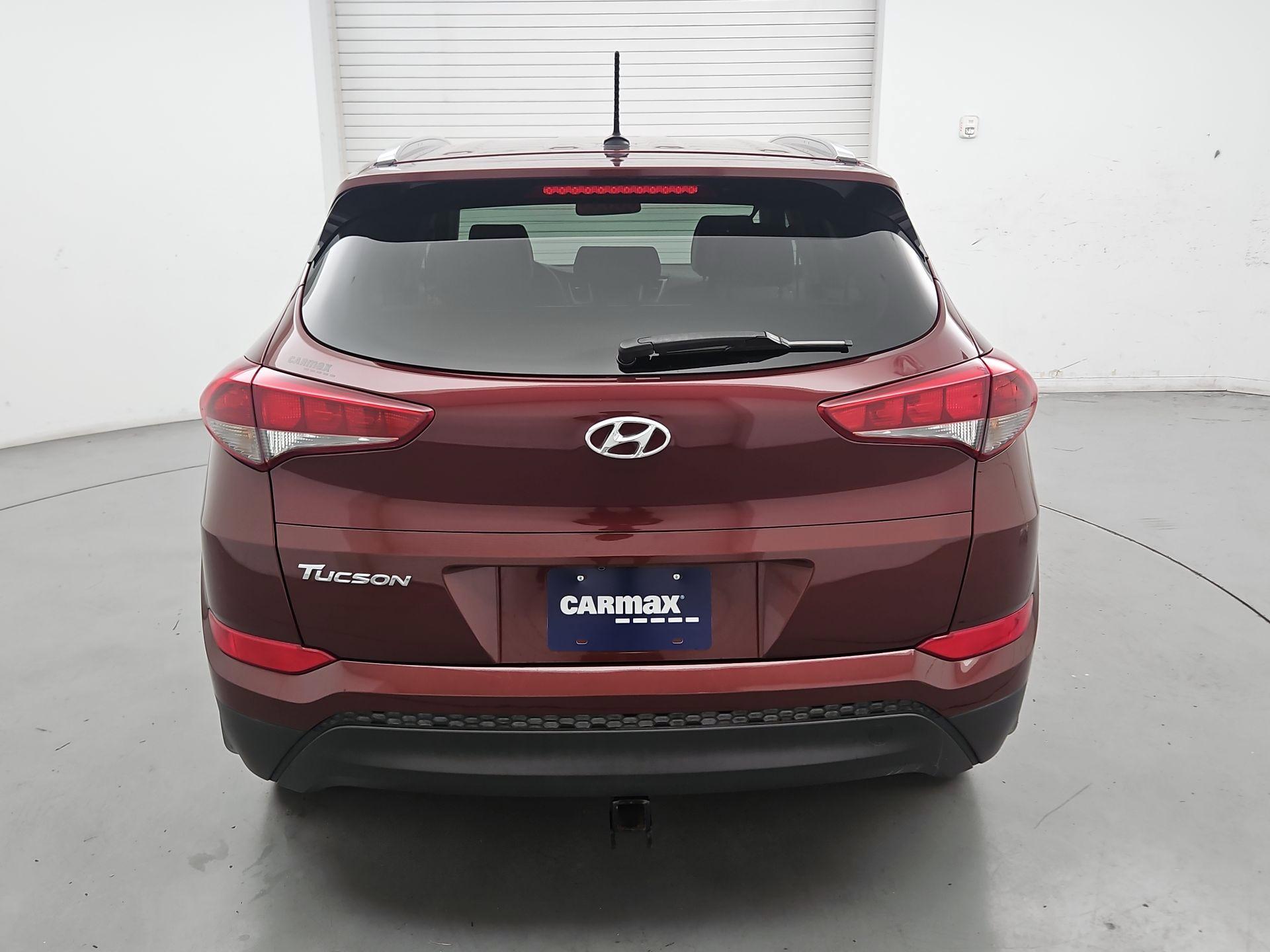 Thumbnail: 2017 Hyundai Tucson - 6