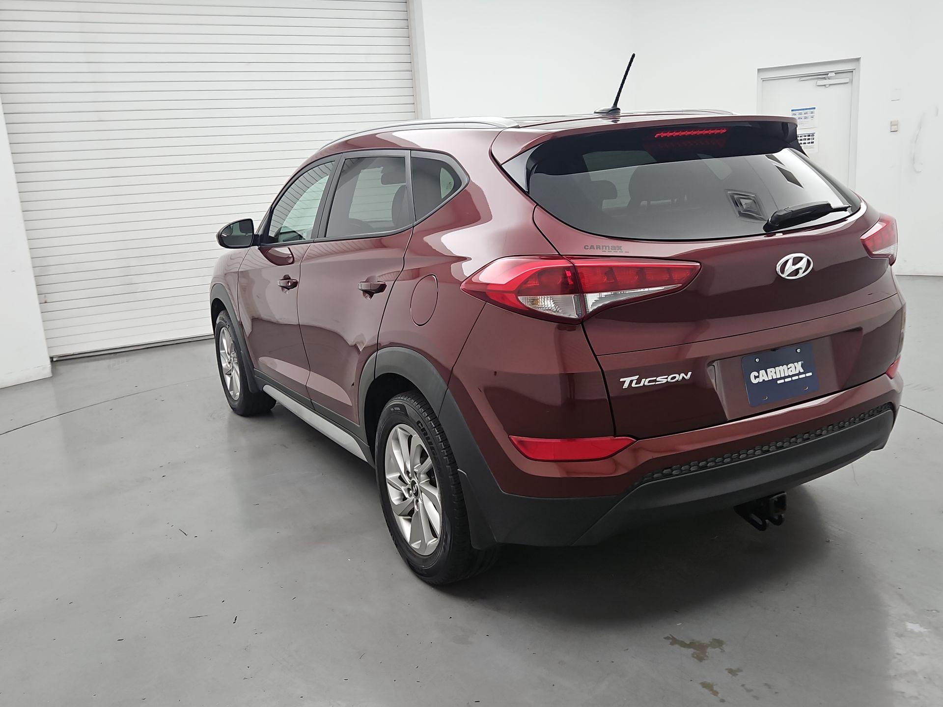 Thumbnail: 2017 Hyundai Tucson - 7