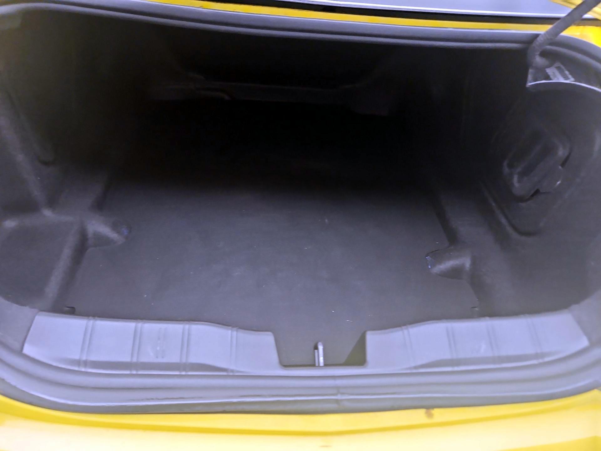 Thumbnail: 2017 Chevrolet Camaro - 19