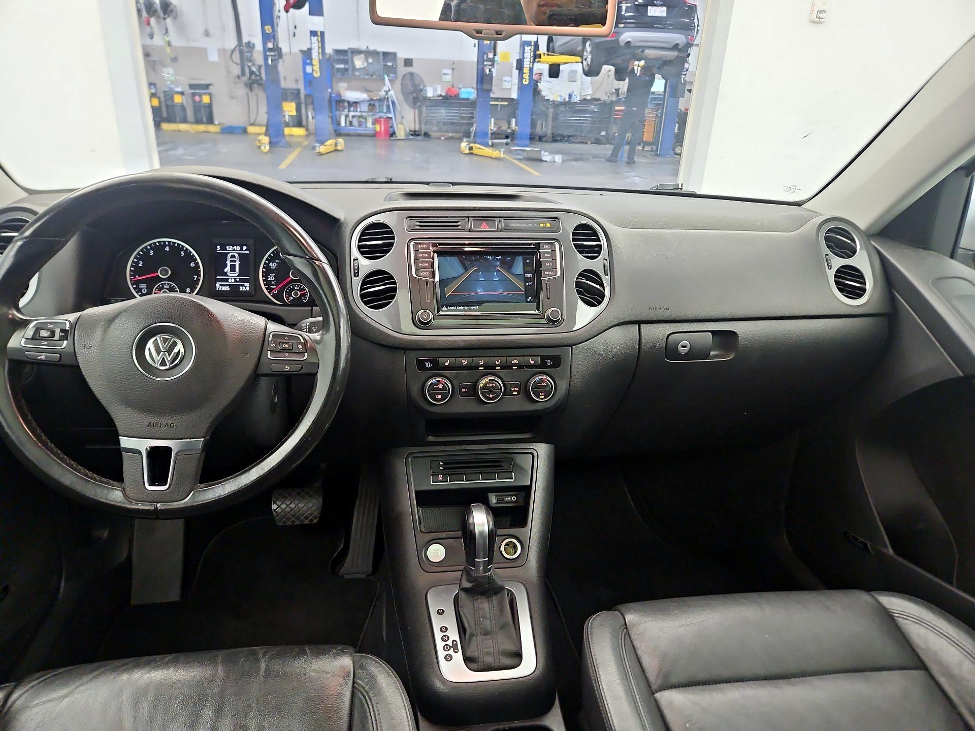 Thumbnail: 2016 Volkswagen Tiguan - 9