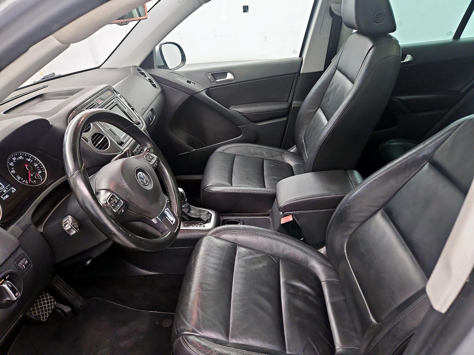 2016 Volkswagen Tiguan SEL - Photo 12