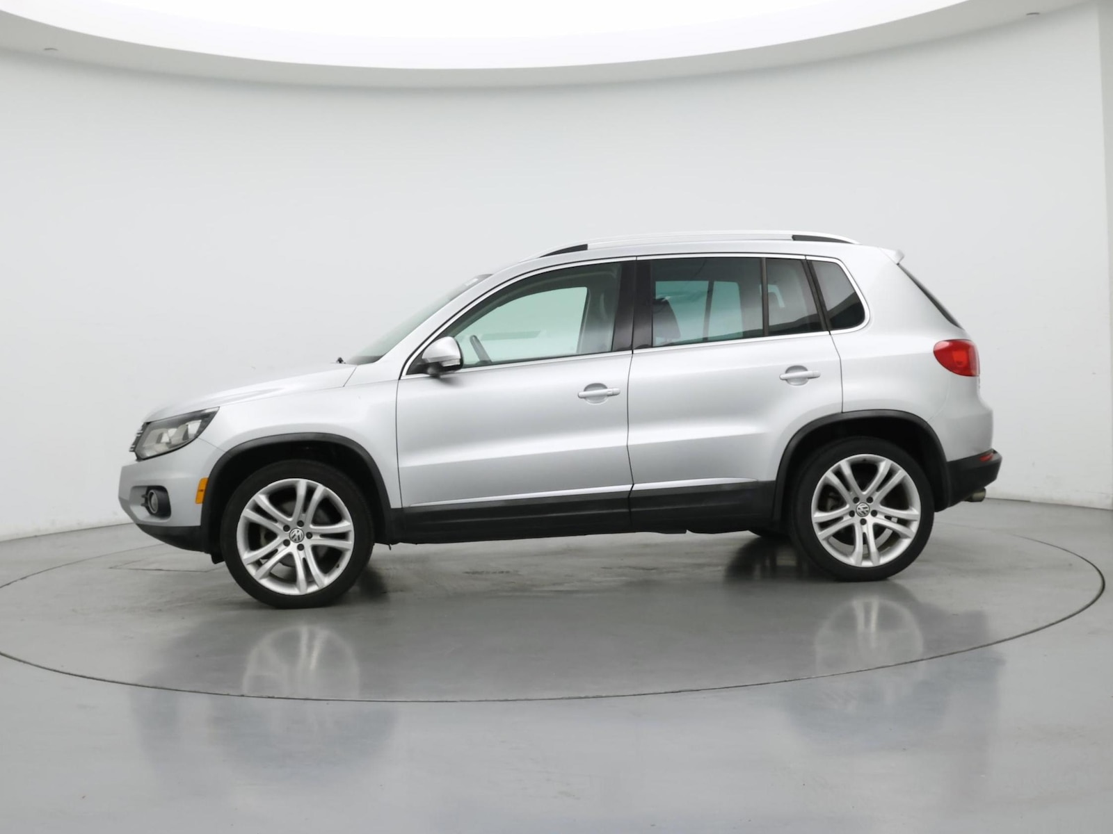 2016 Volkswagen Tiguan SEL - Photo 4