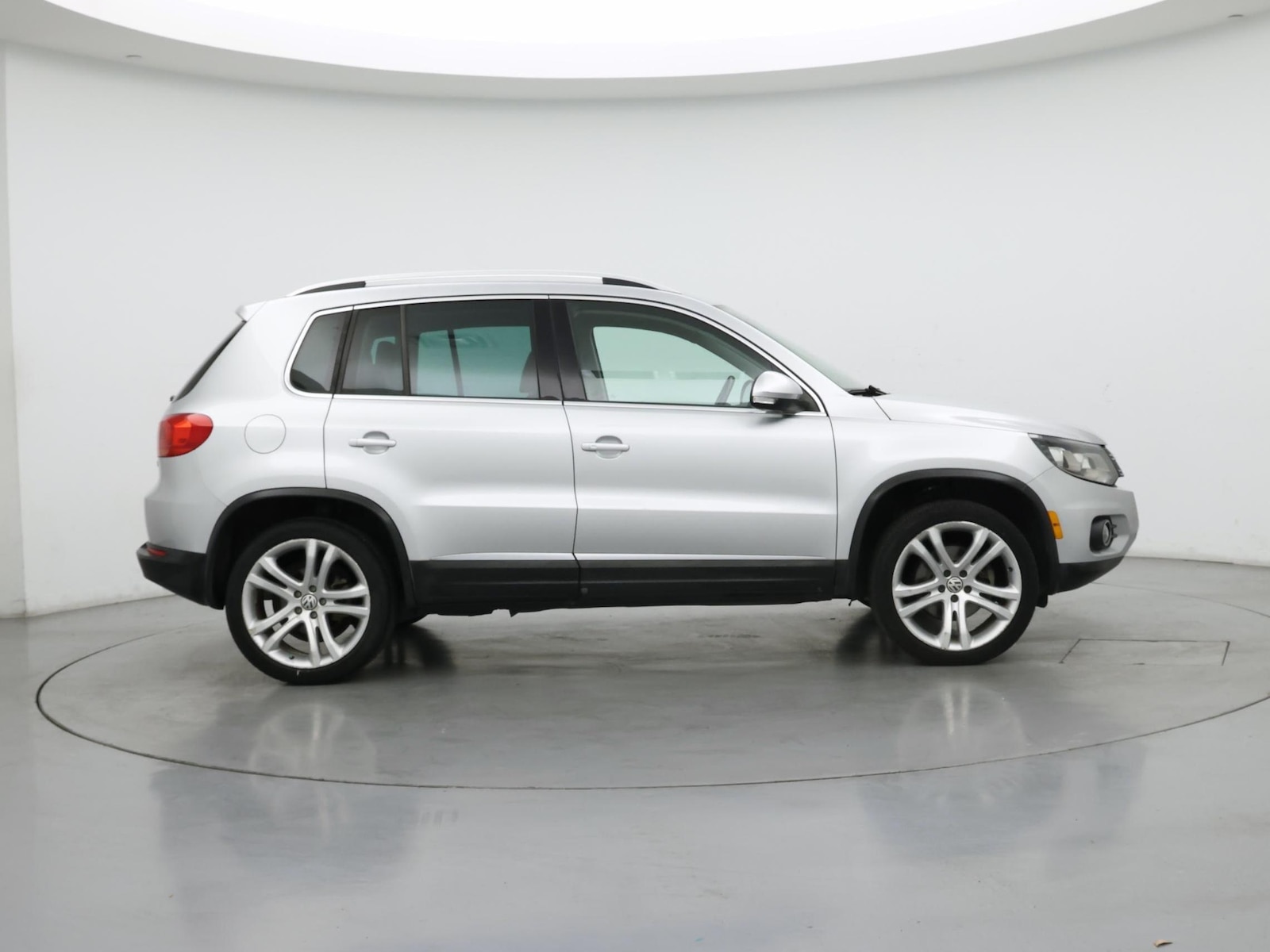 2016 Volkswagen Tiguan SEL - Photo 8