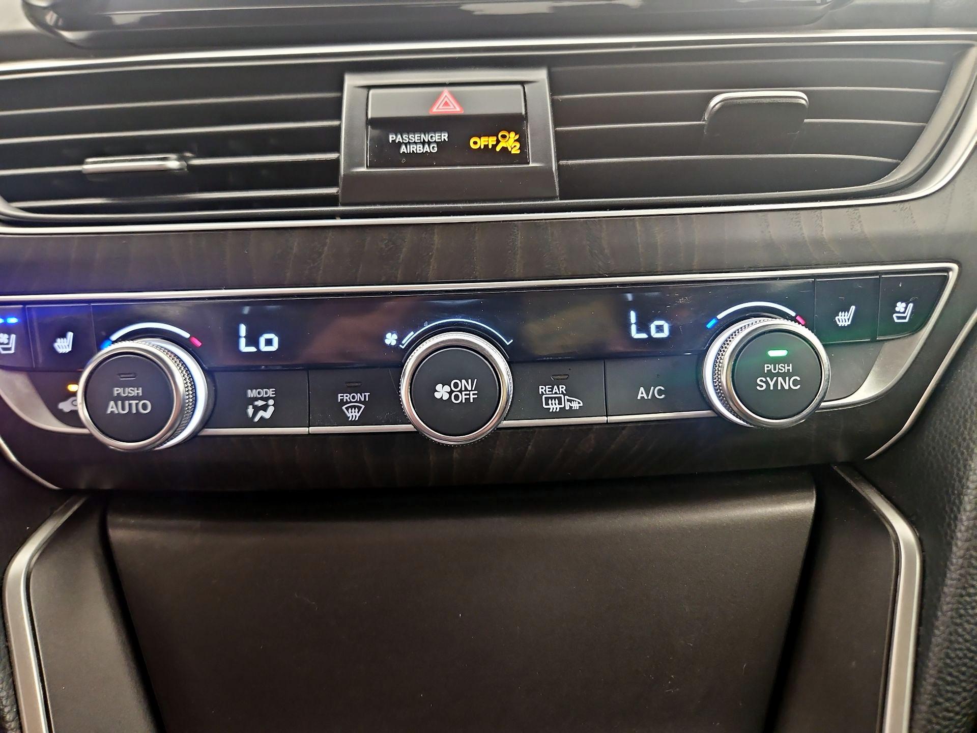 Thumbnail: 2018 Honda Accord - 16