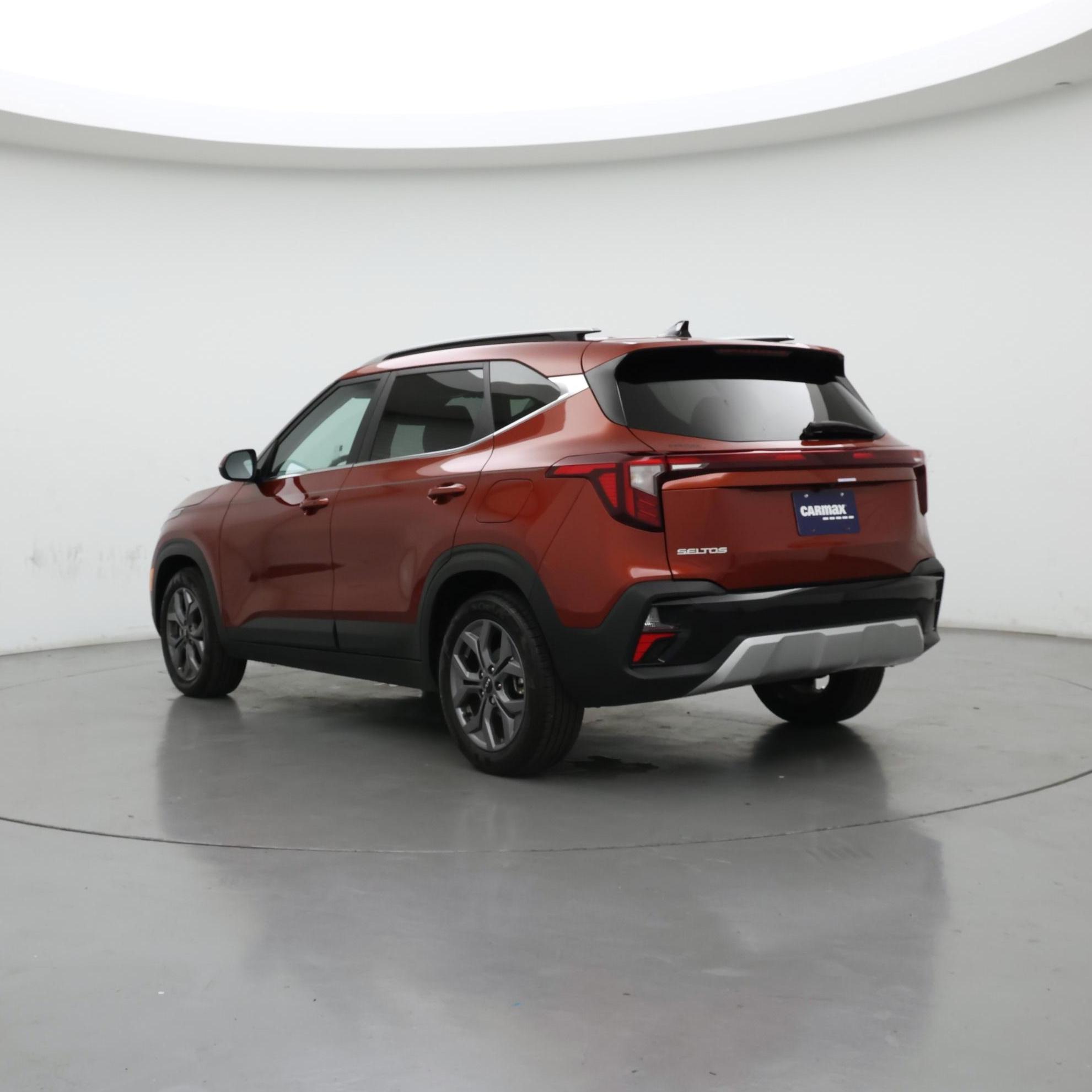 Thumbnail: 2024 Kia Seltos - 2