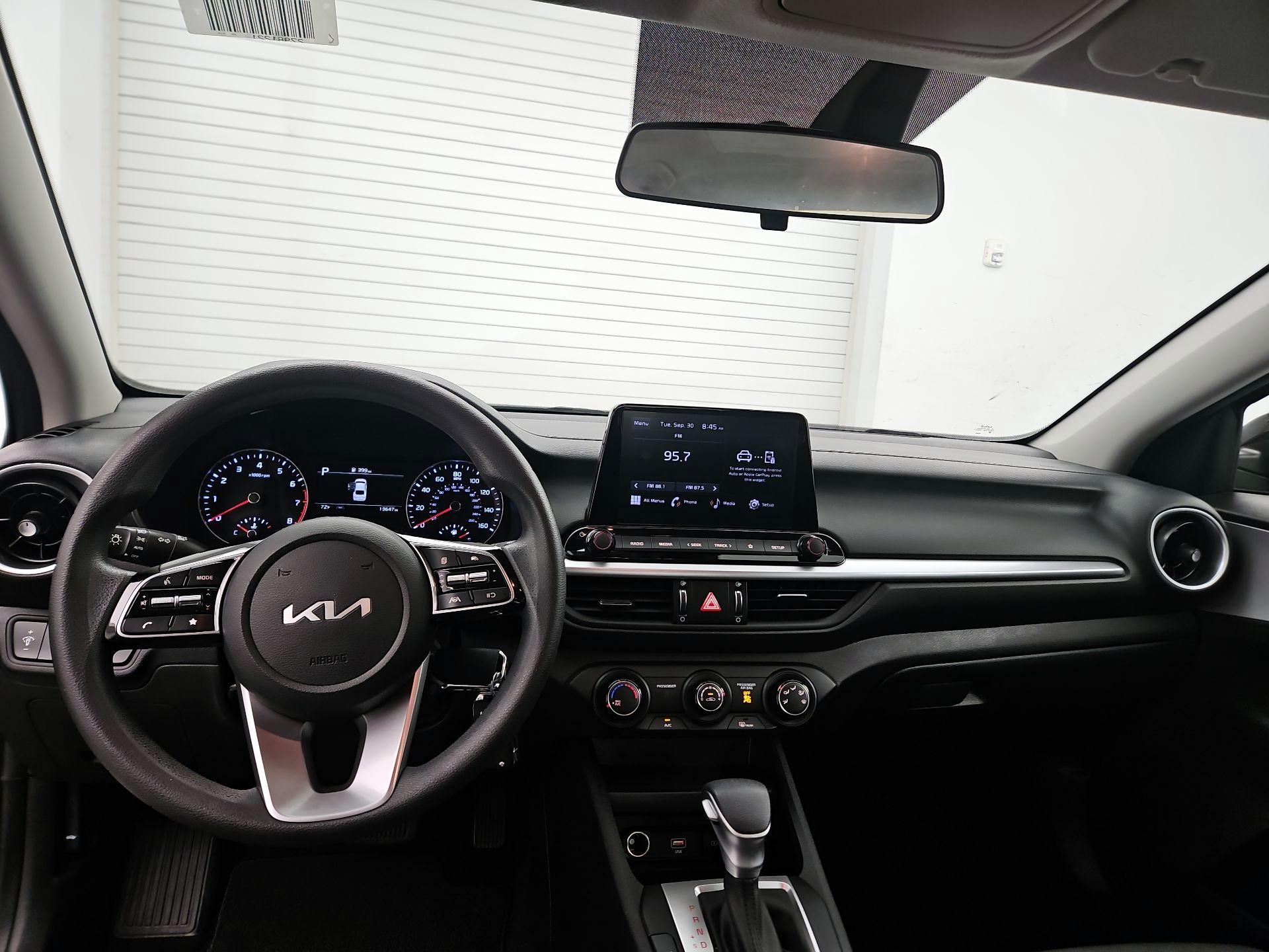 Thumbnail: 2024 Kia Forte - 9