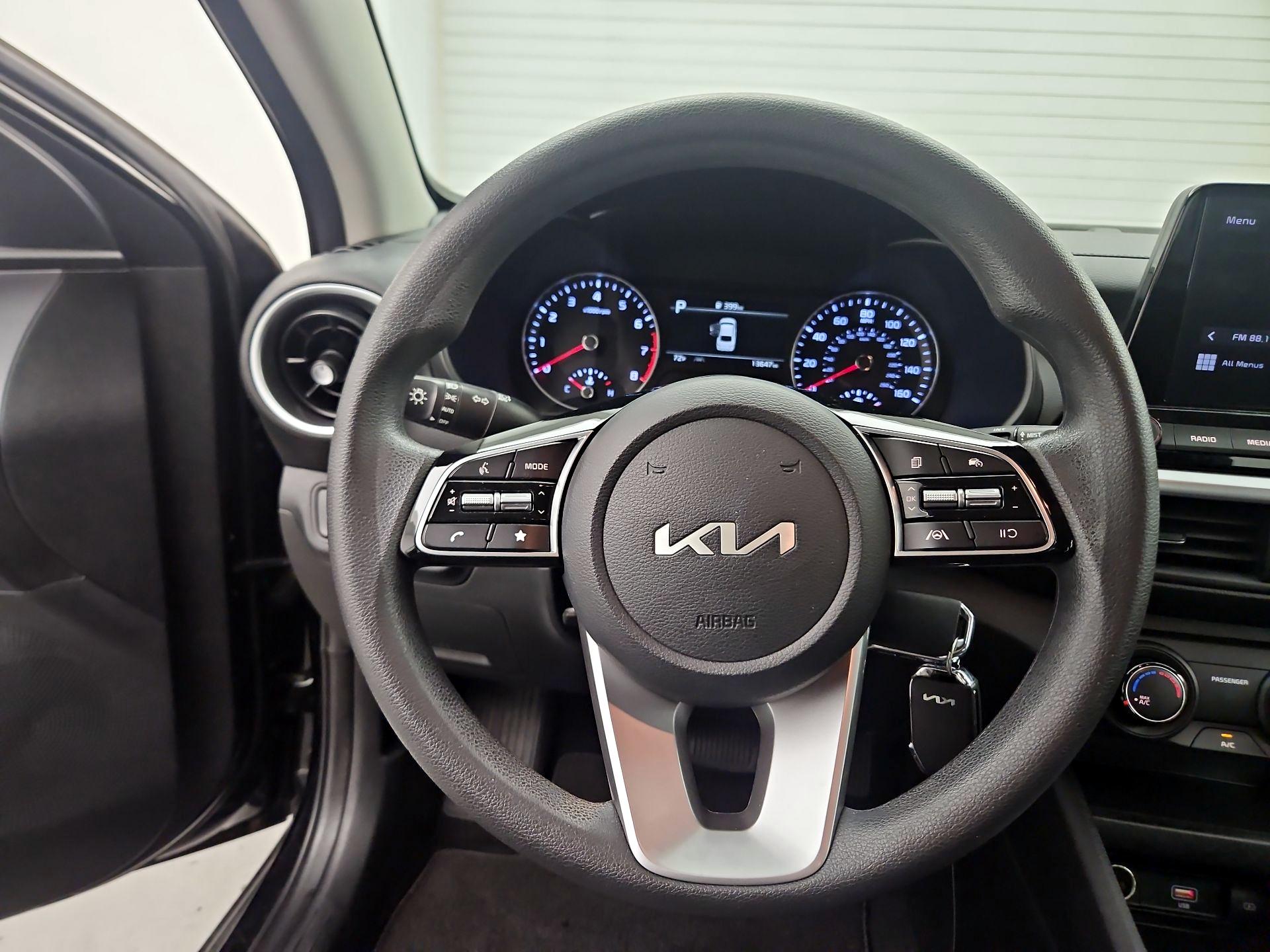 Thumbnail: 2024 Kia Forte - 10