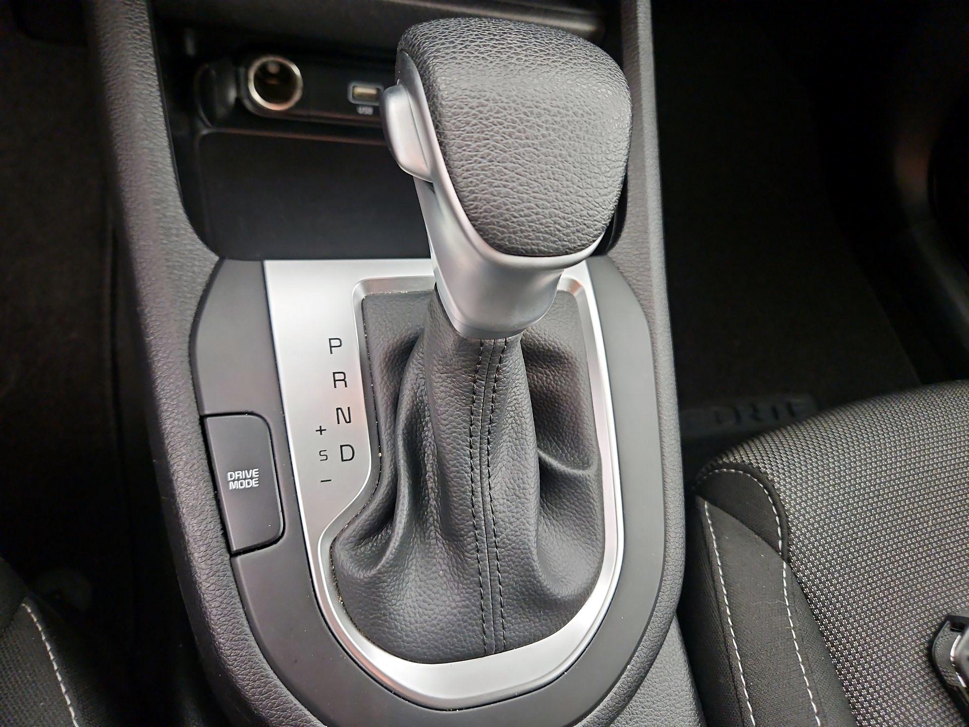 Thumbnail: 2024 Kia Forte - 17