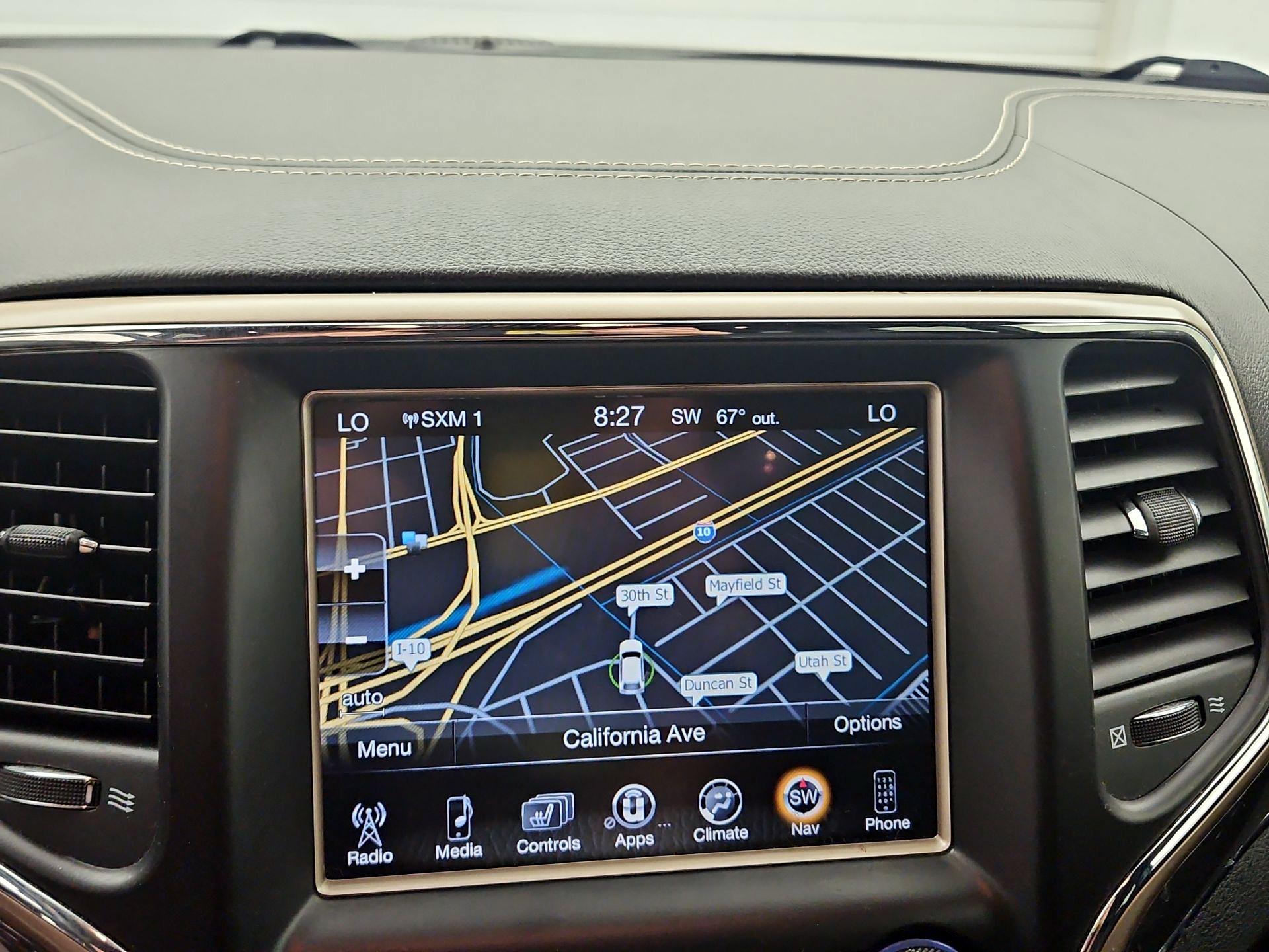 Thumbnail: 2017 Jeep Grand Cherokee - 14