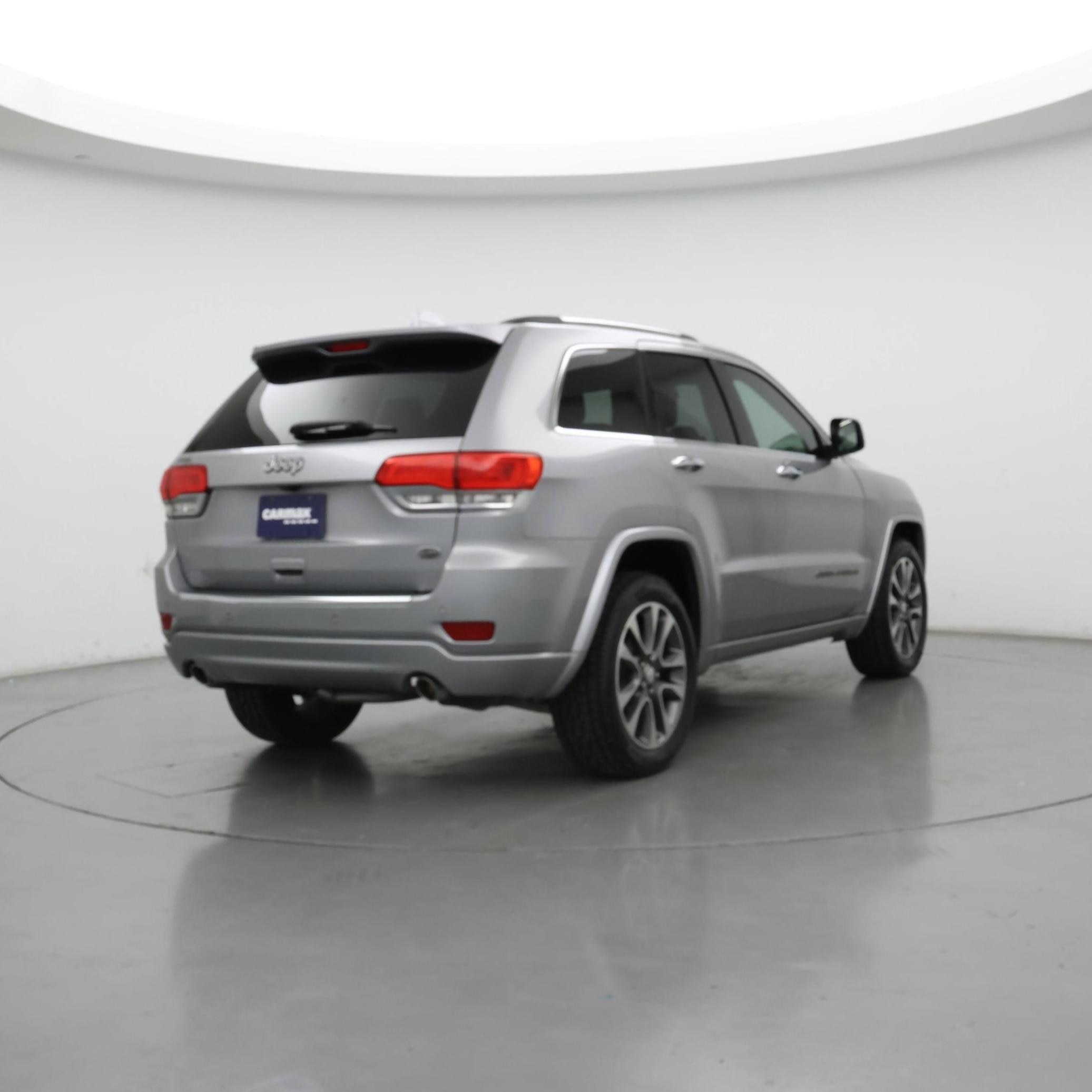 Thumbnail: 2017 Jeep Grand Cherokee - 8