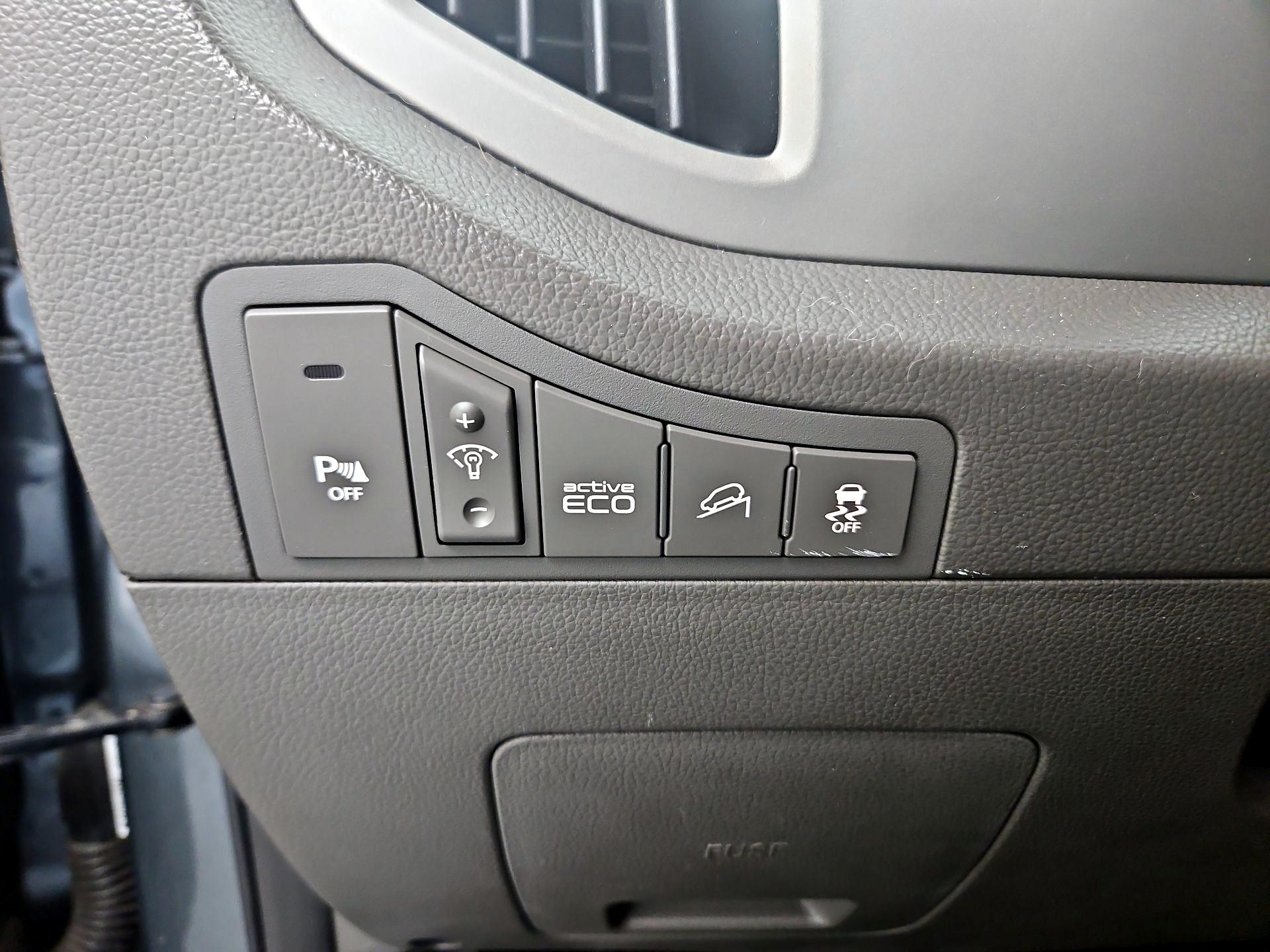 Thumbnail: 2014 Kia Sportage - 13