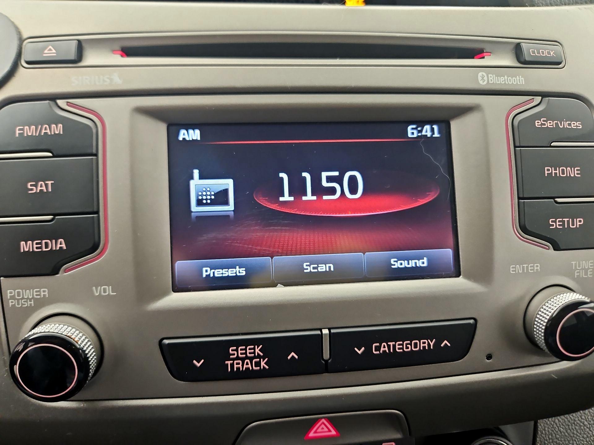 Thumbnail: 2014 Kia Sportage - 14