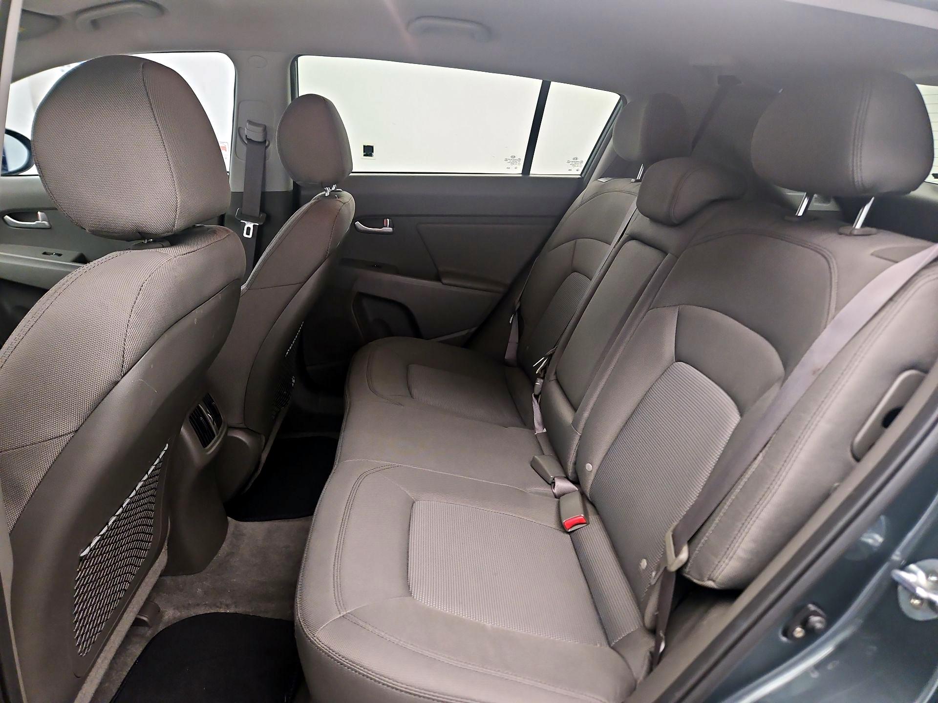 Thumbnail: 2014 Kia Sportage - 18