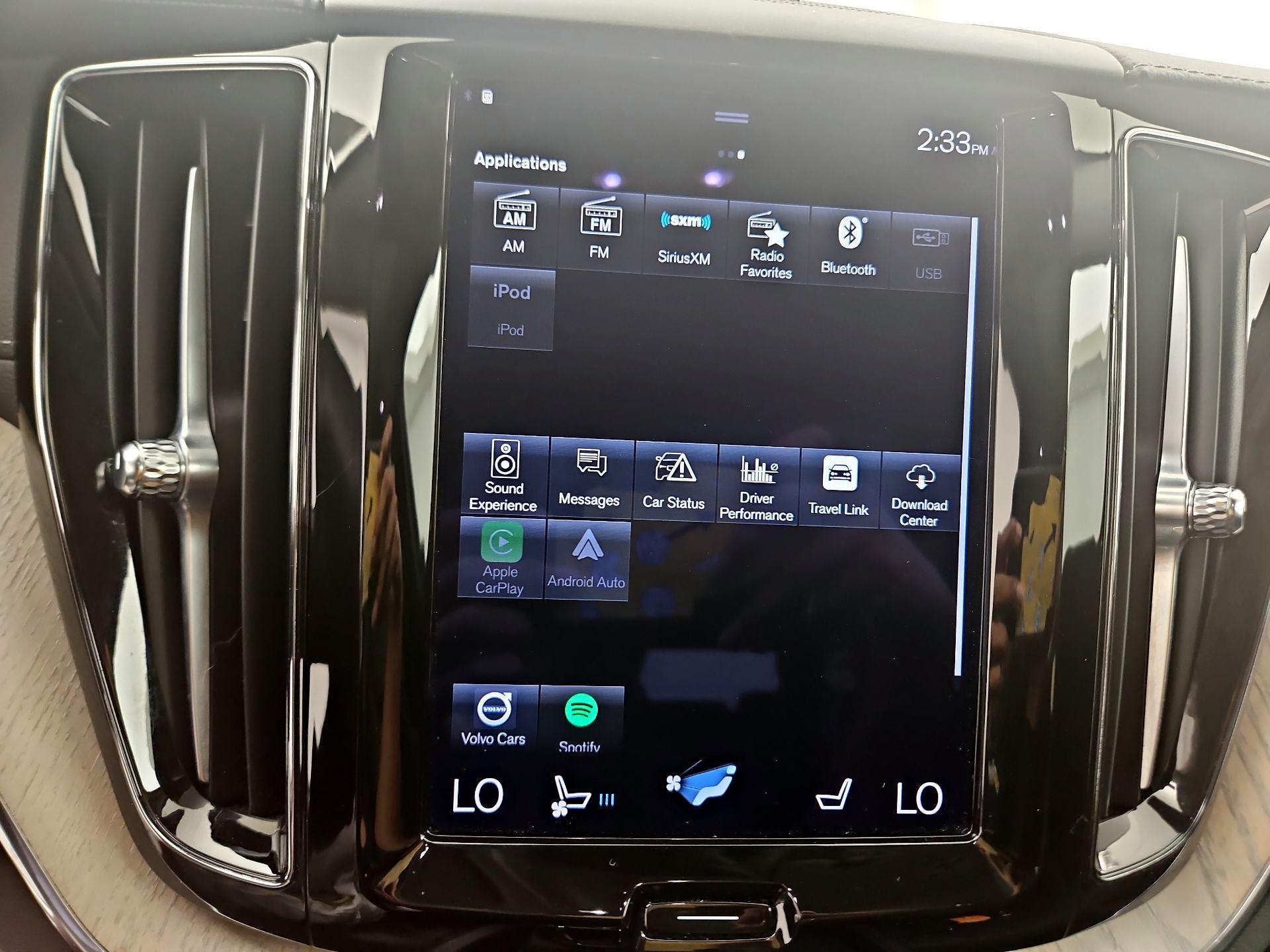 Thumbnail: 2021 Volvo XC60 - 15