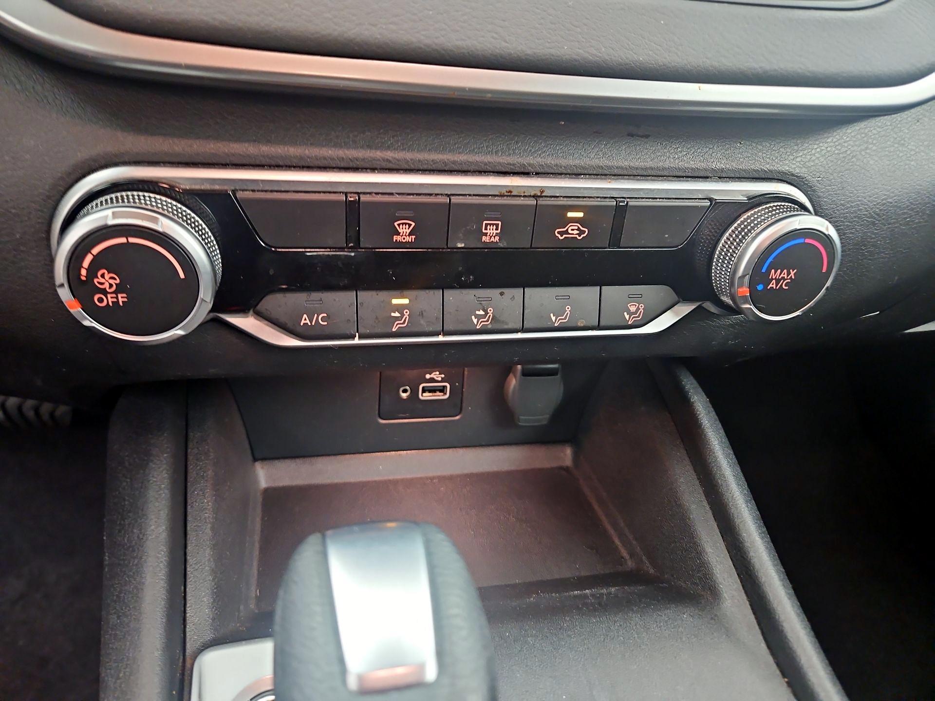 Thumbnail: 2022 Nissan Altima - 16