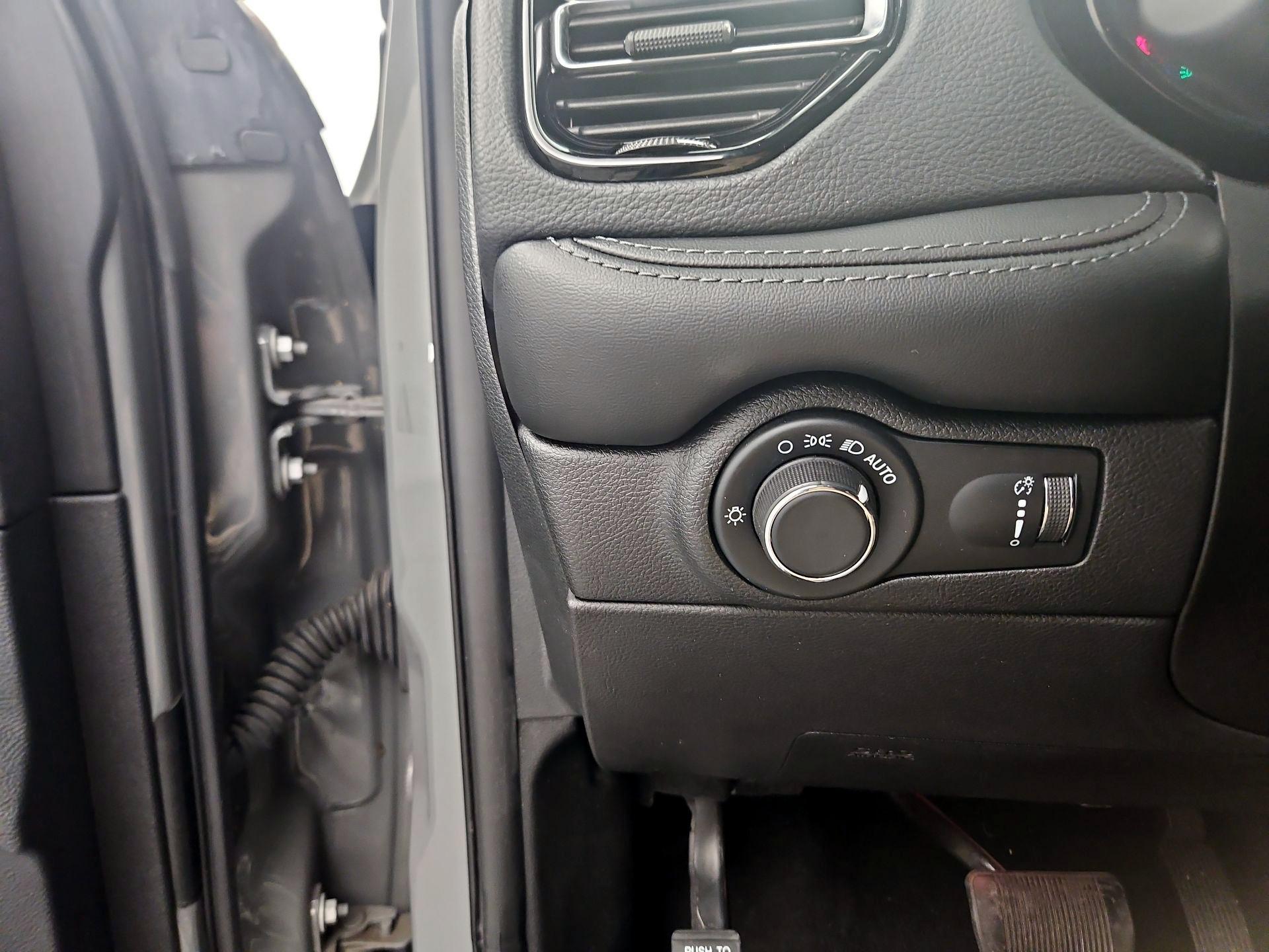 Thumbnail: 2023 Dodge Durango - 13