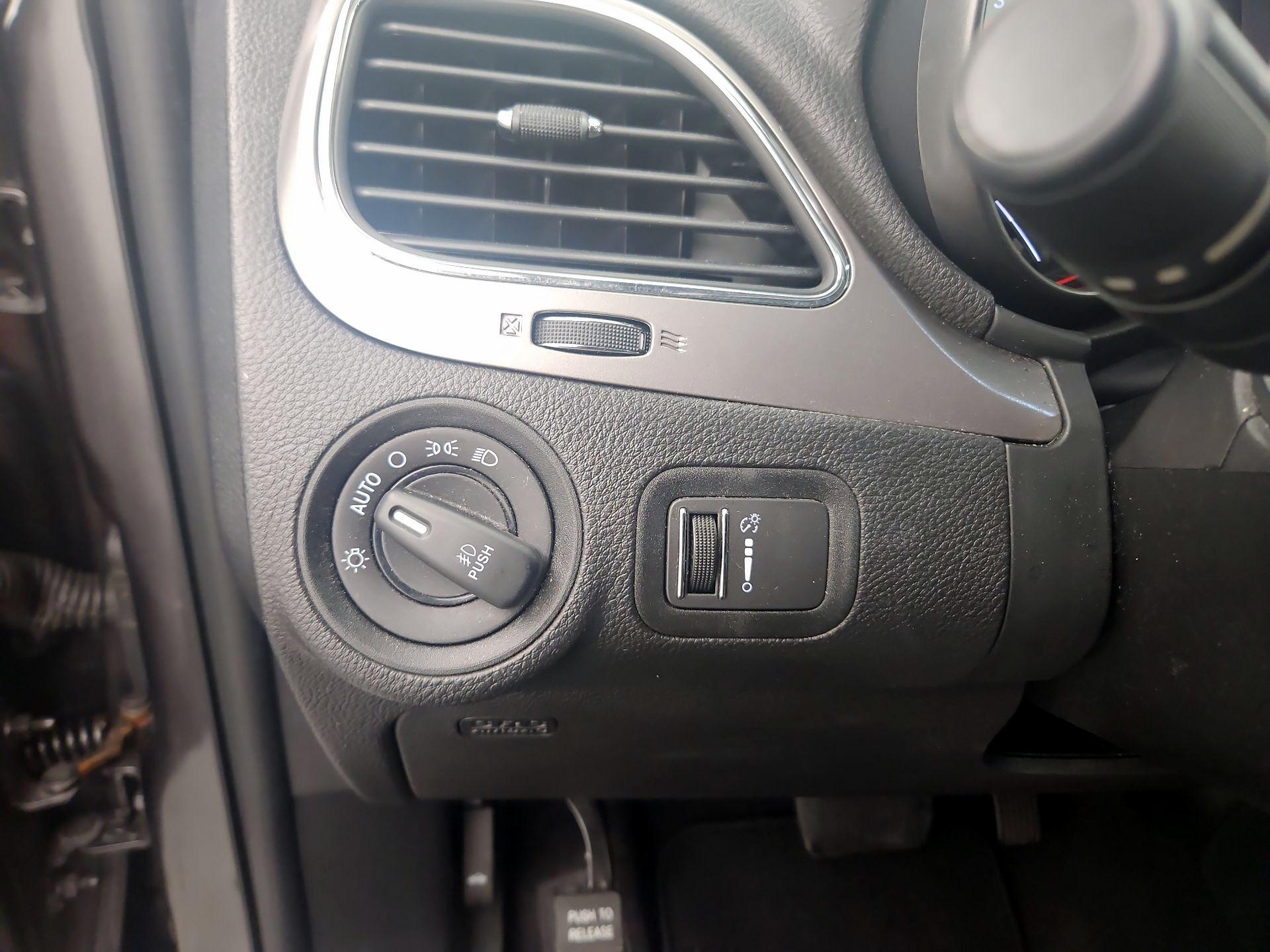 Thumbnail: 2019 Dodge Journey - 13